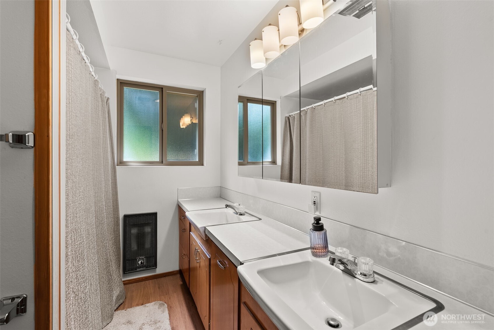 168 Boyd Property Photo 21