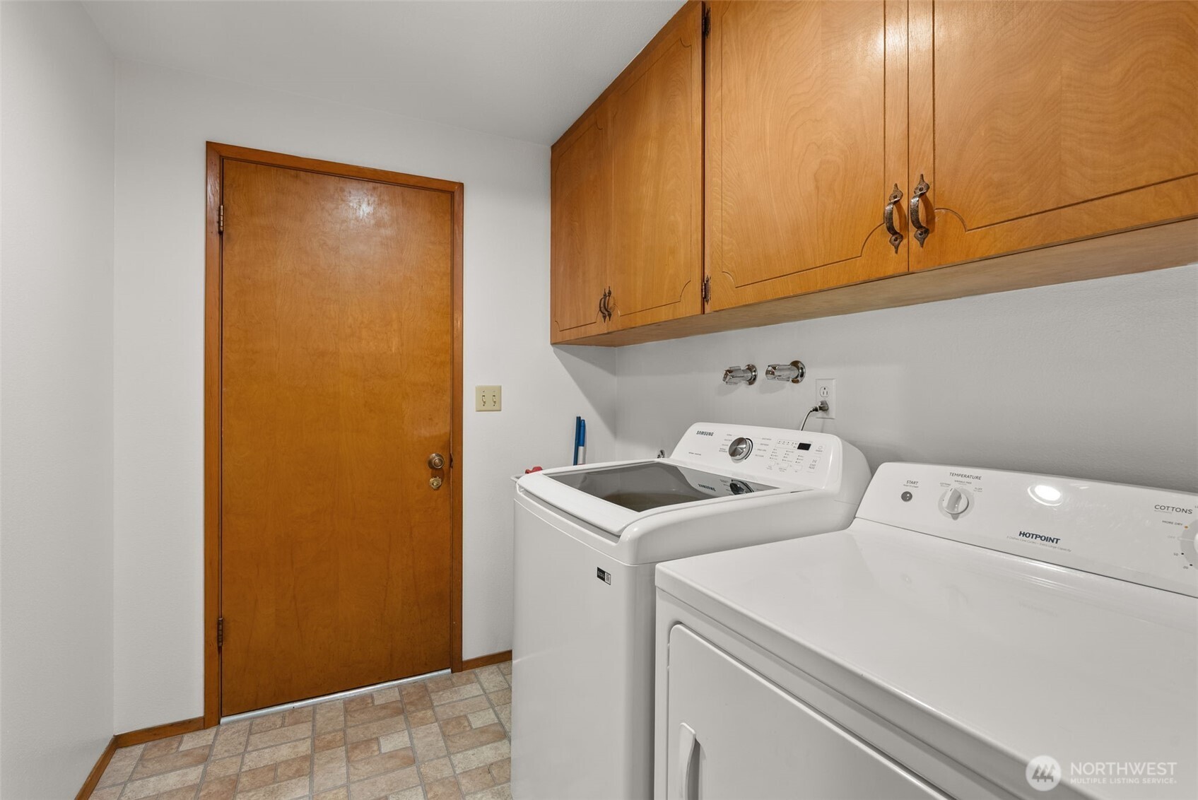 168 Boyd Property Photo 25