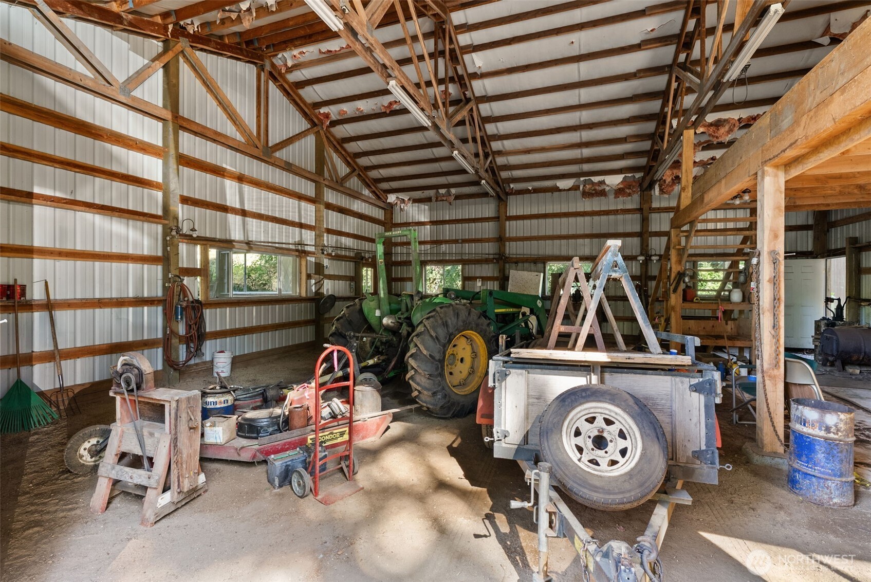 168 Boyd Property Photo 32