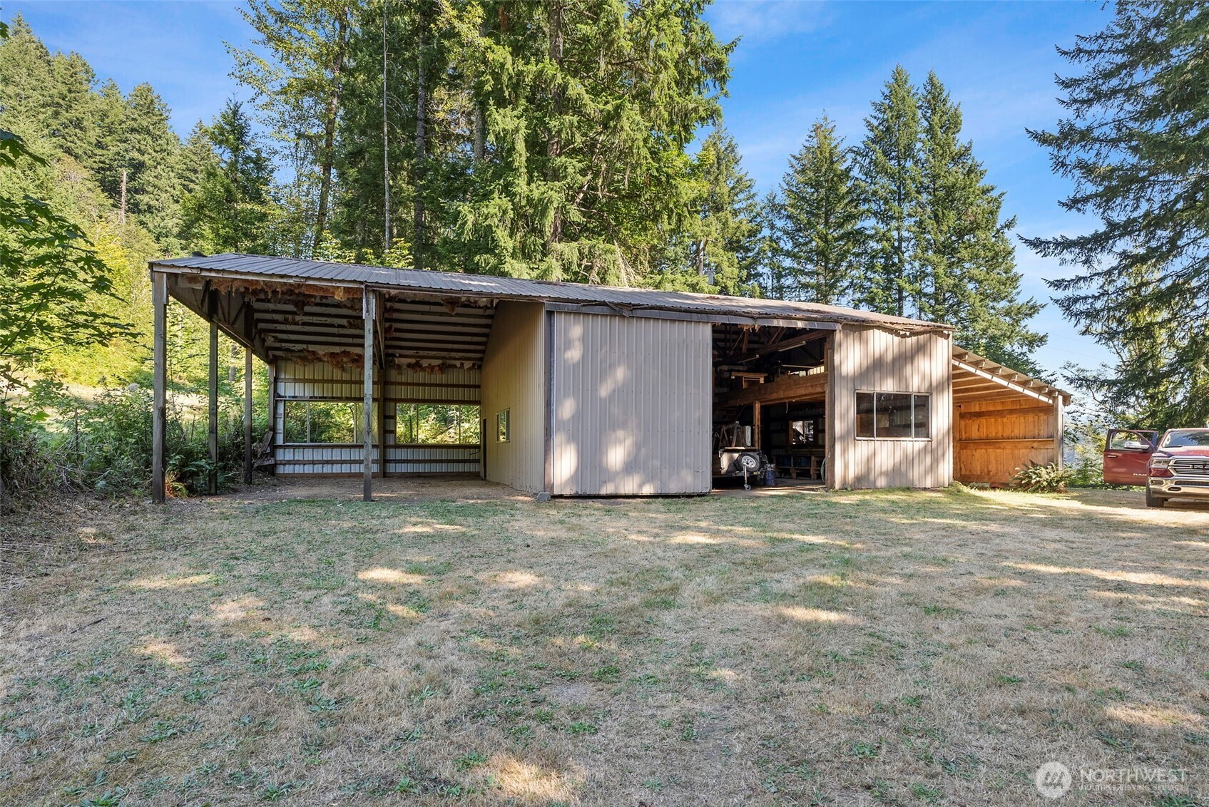 168 Boyd Property Photo 37