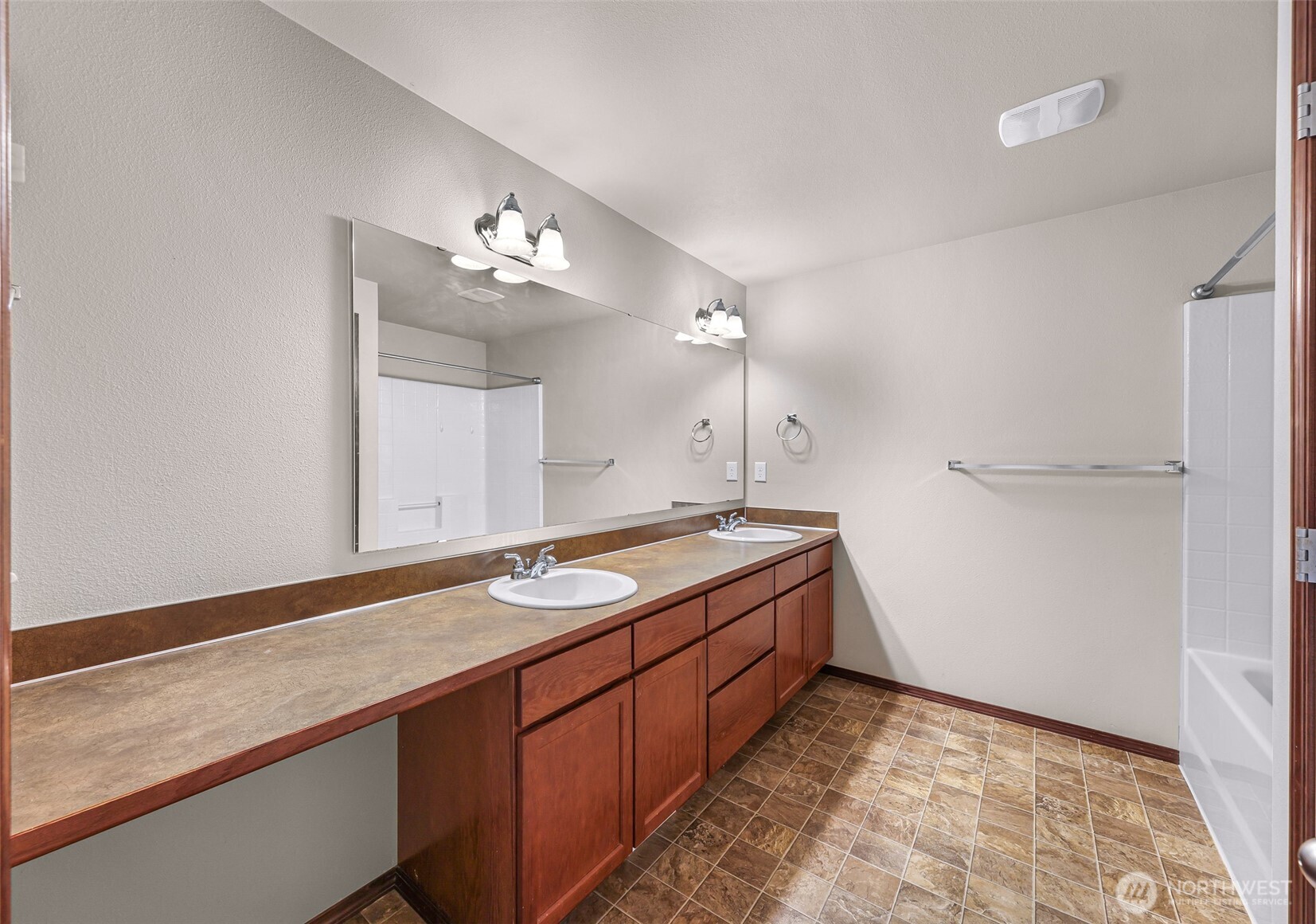 117 Dallas Street Property Photo 21
