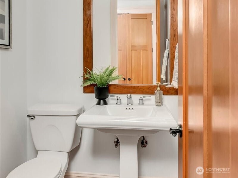 7796 Renton Issaquah Road Property Photo 26