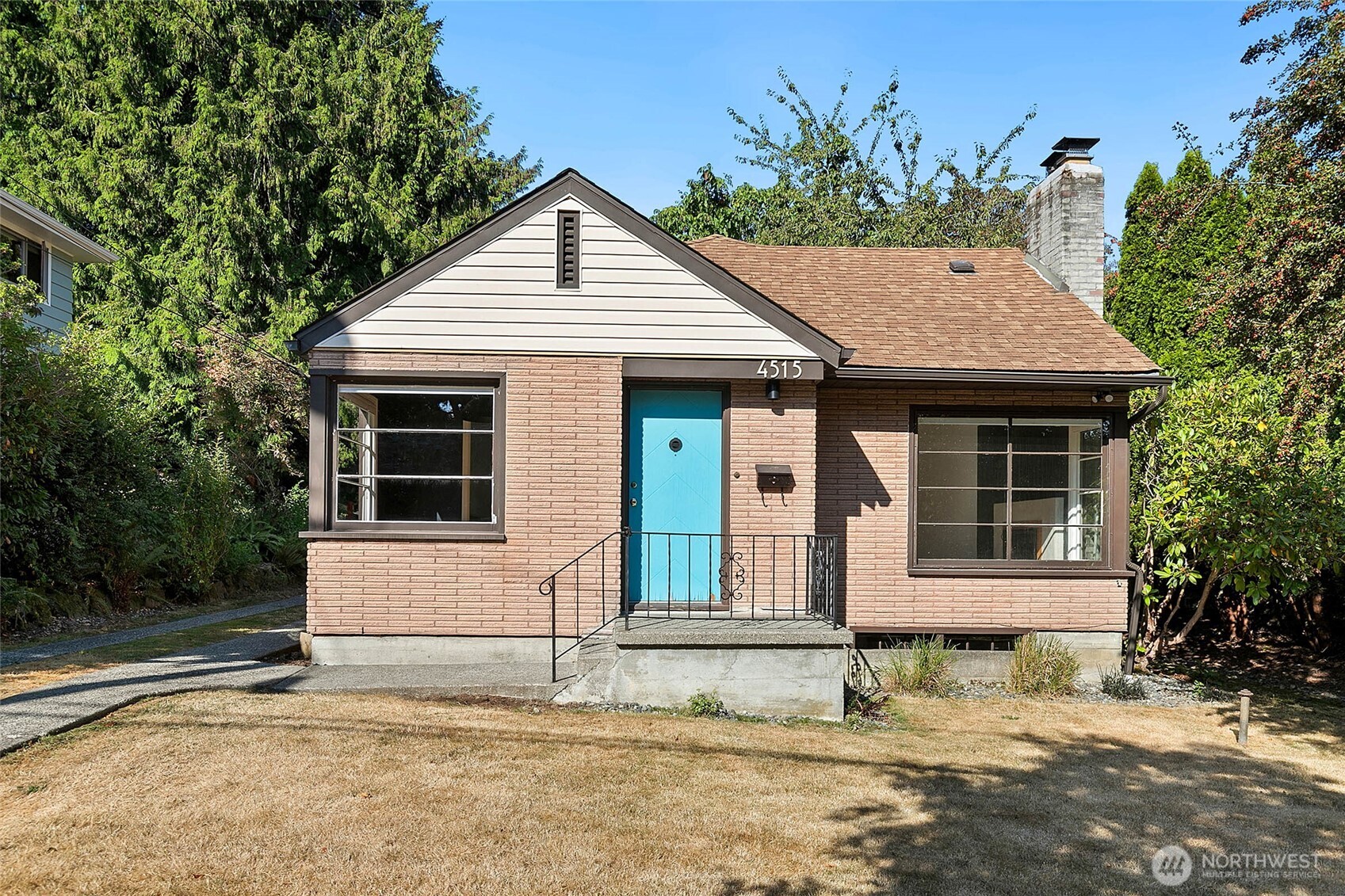 4515 49th Avenue Property Photo 1