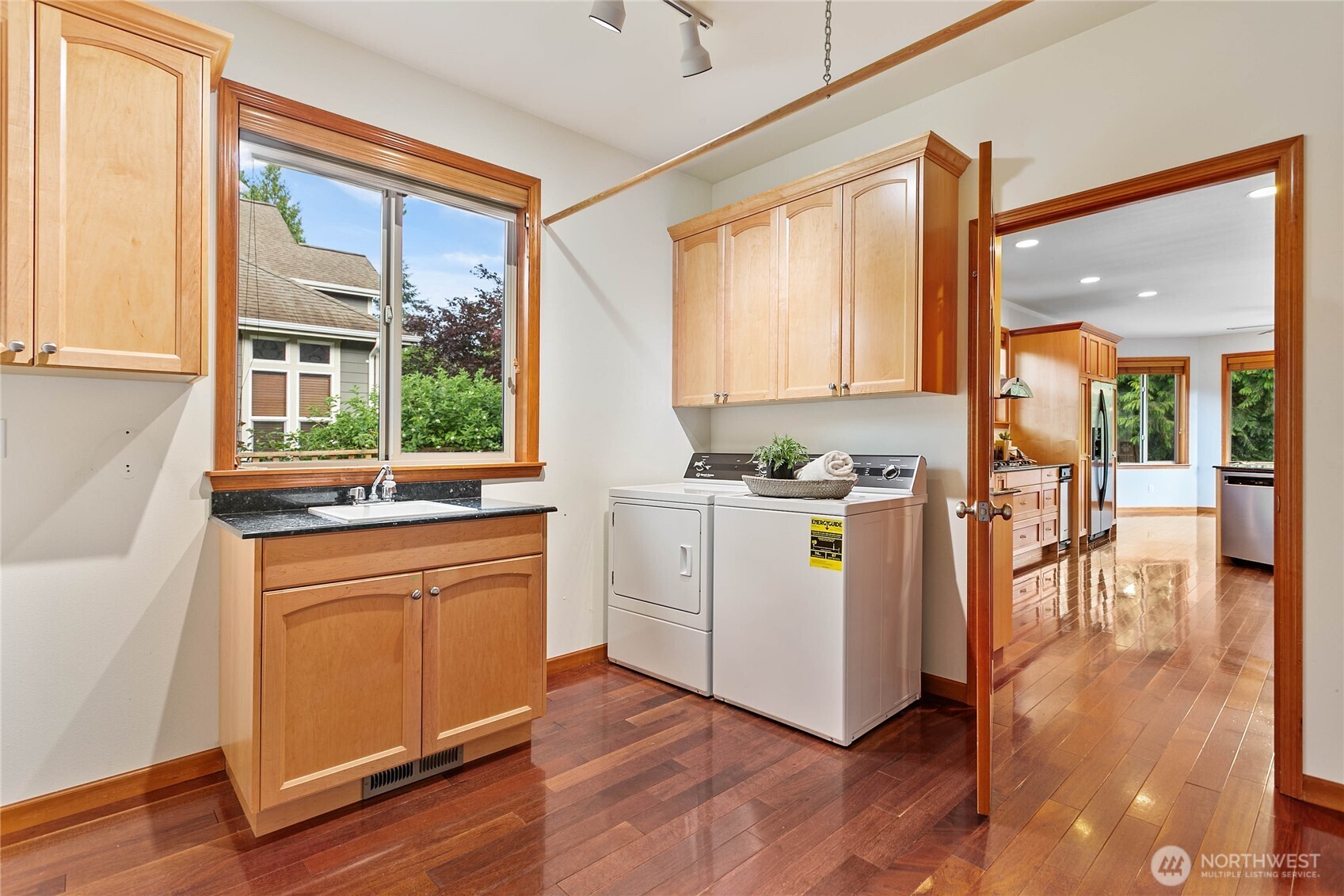 8676 Ashbury Court Property Photo 18