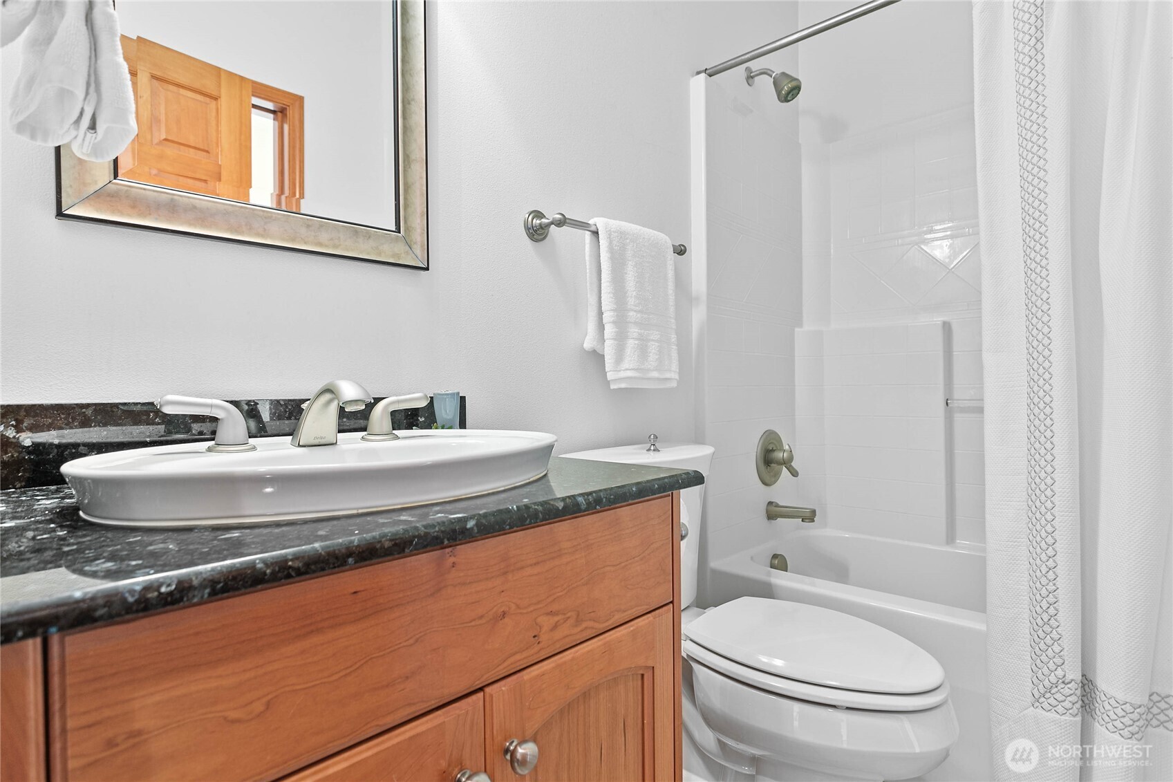 8676 Ashbury Court Property Photo 20