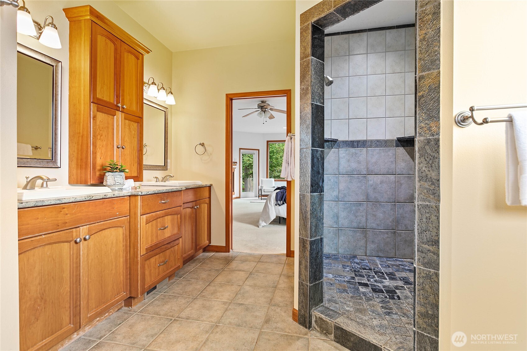 8676 Ashbury Court Property Photo 25