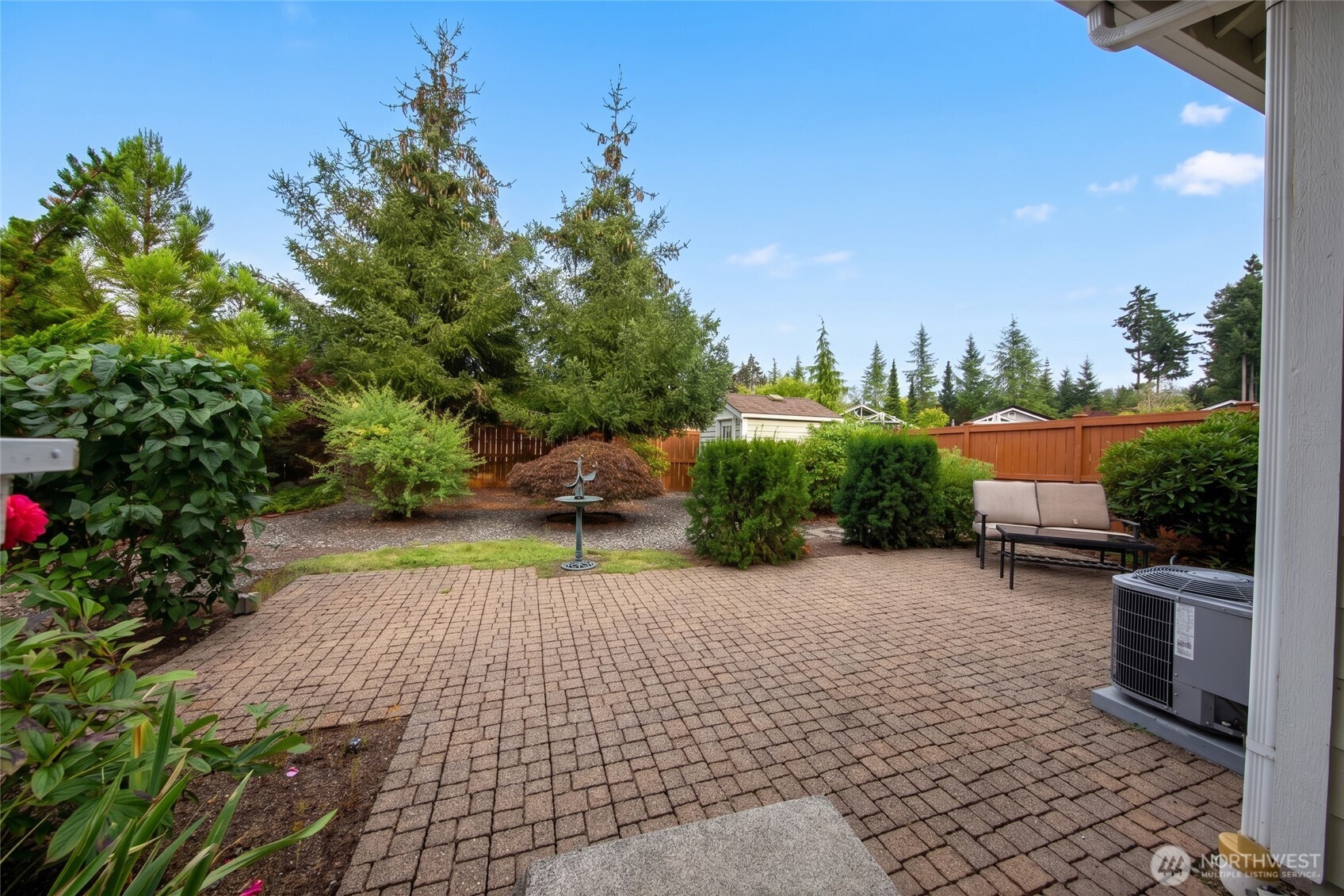 8442 Bainbridge Loop Ne Property Photo 20
