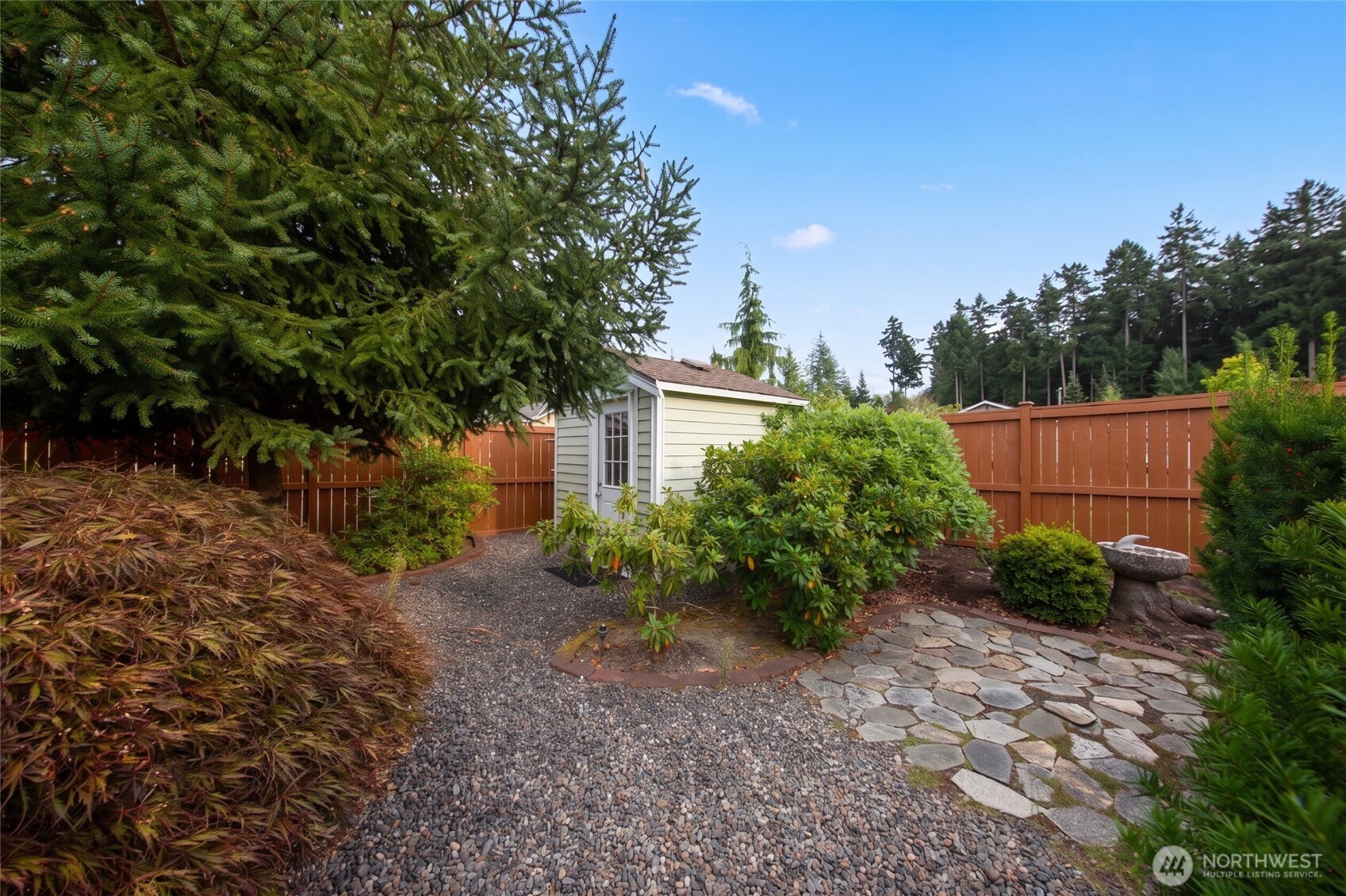 8442 Bainbridge Loop Ne Property Photo 24