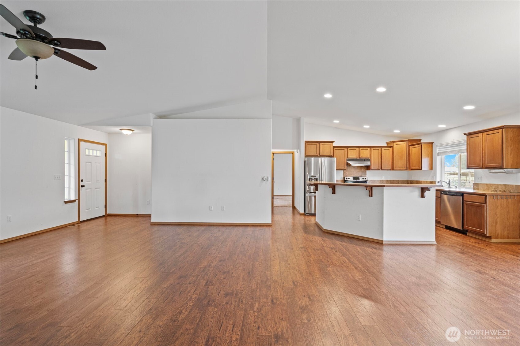 18647 Joselyn Street Property Photo 13