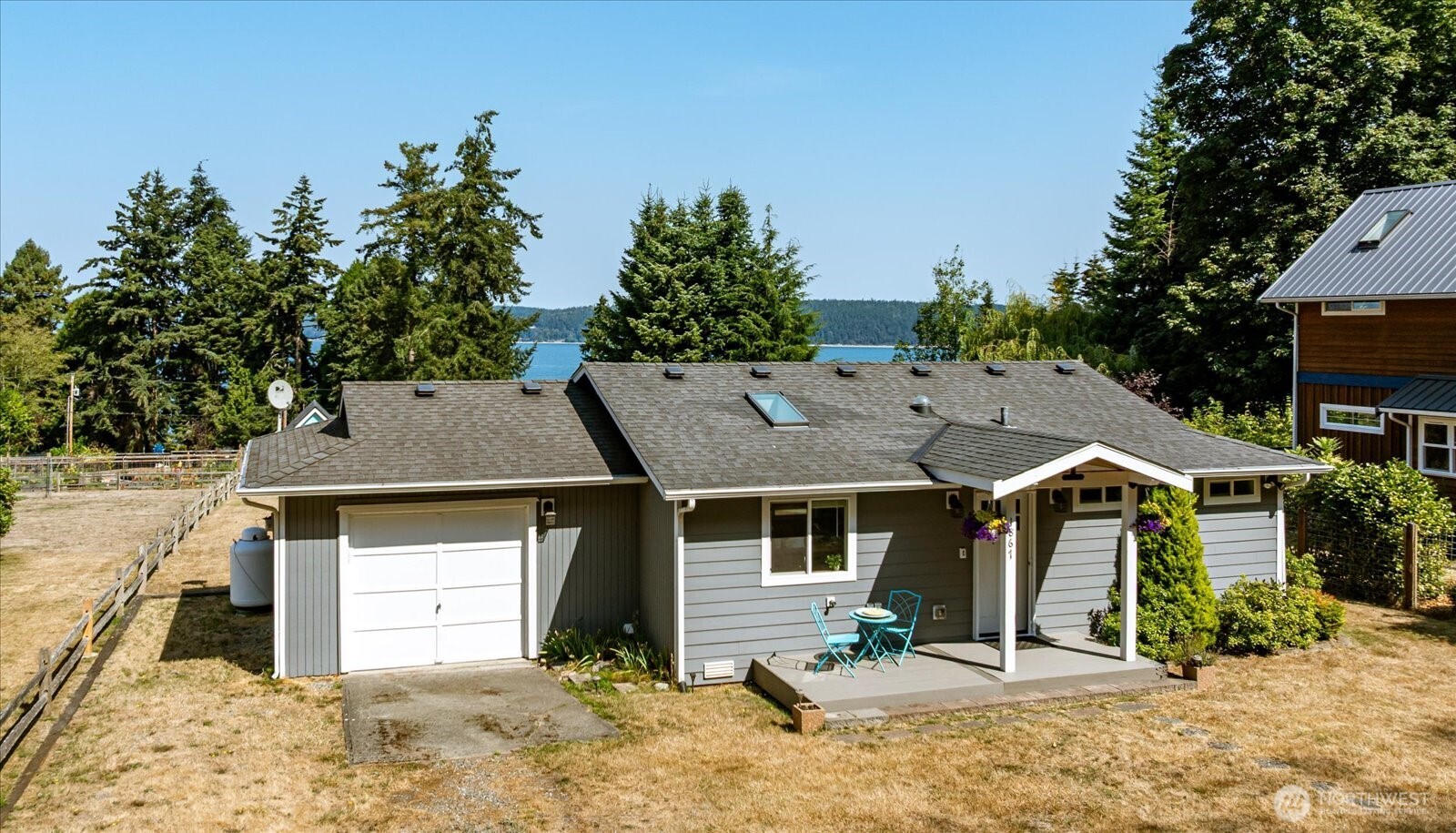 1867 Salmonberry Lane Property Photo 2