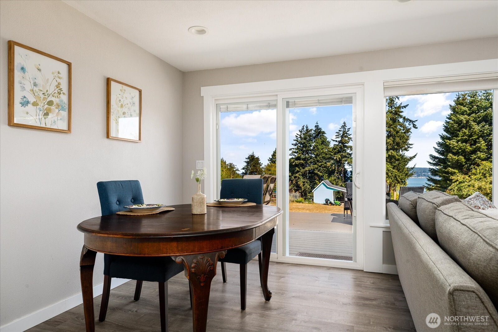 1867 Salmonberry Lane Property Photo 9