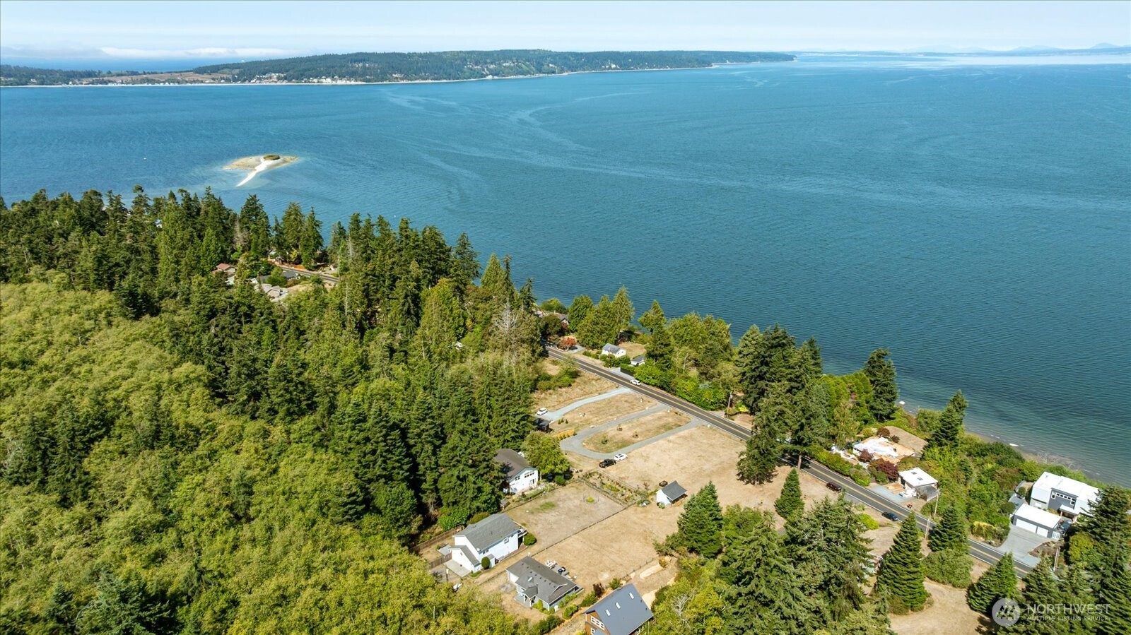 1867 Salmonberry Lane Property Photo 26