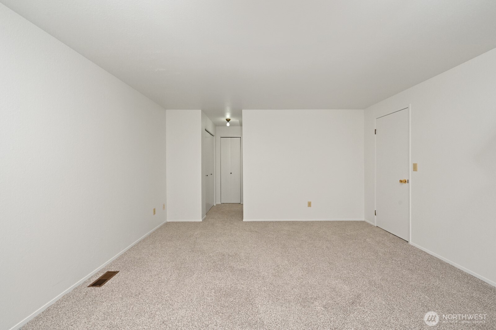 3013 M Street Property Photo 18