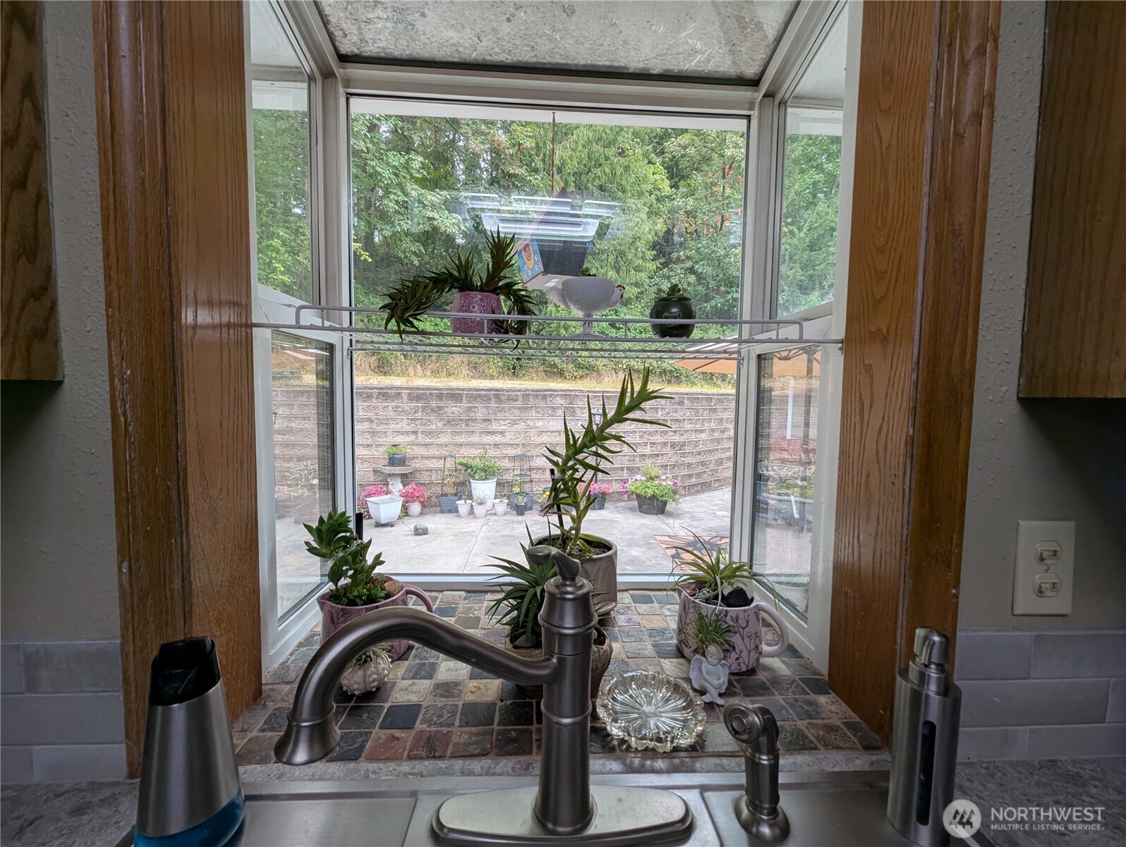 2302 Cedar Place Property Photo 11