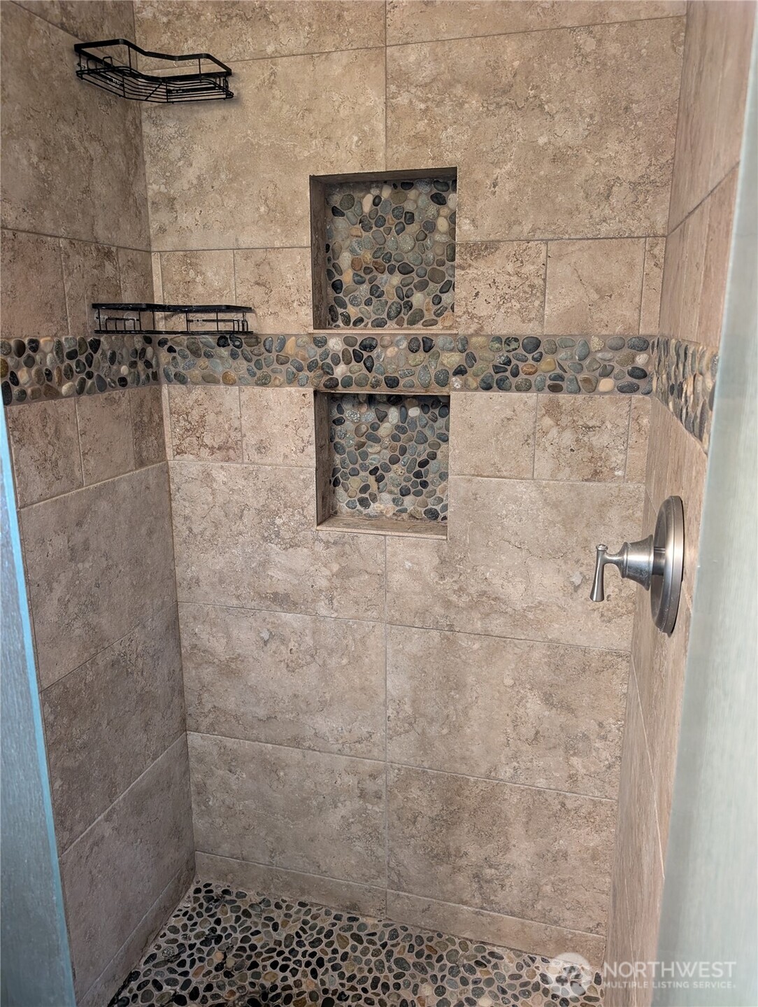 2302 Cedar Place Property Photo 16