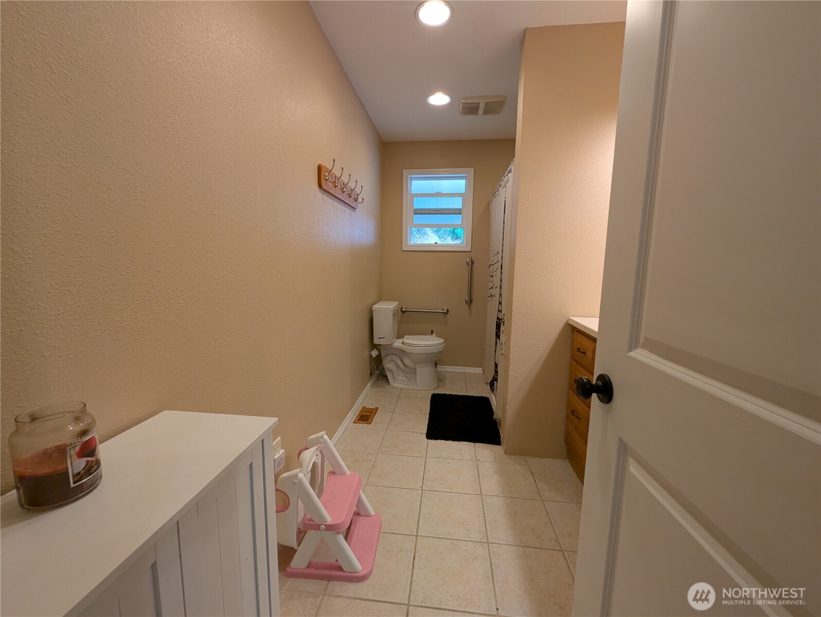 2302 Cedar Place Property Photo 17