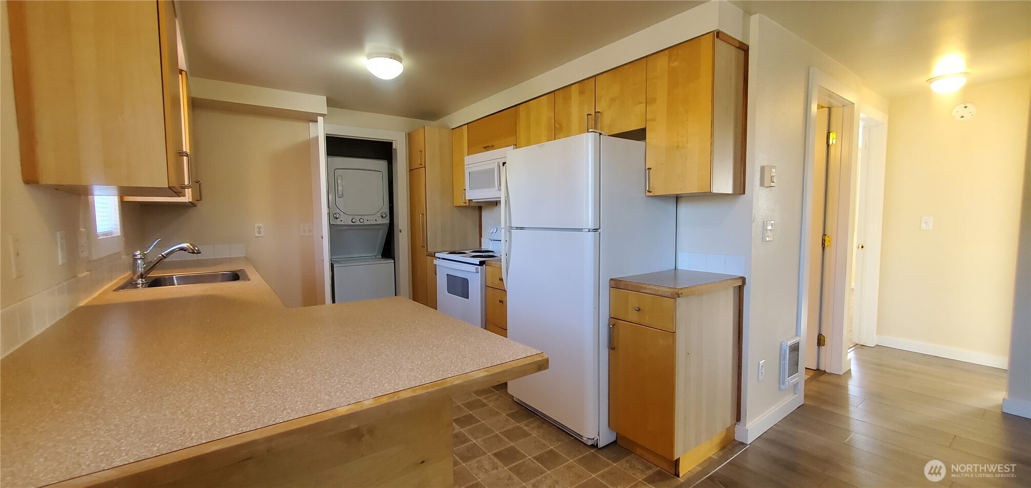 4500 Delridge Way 3 Property Photo 6