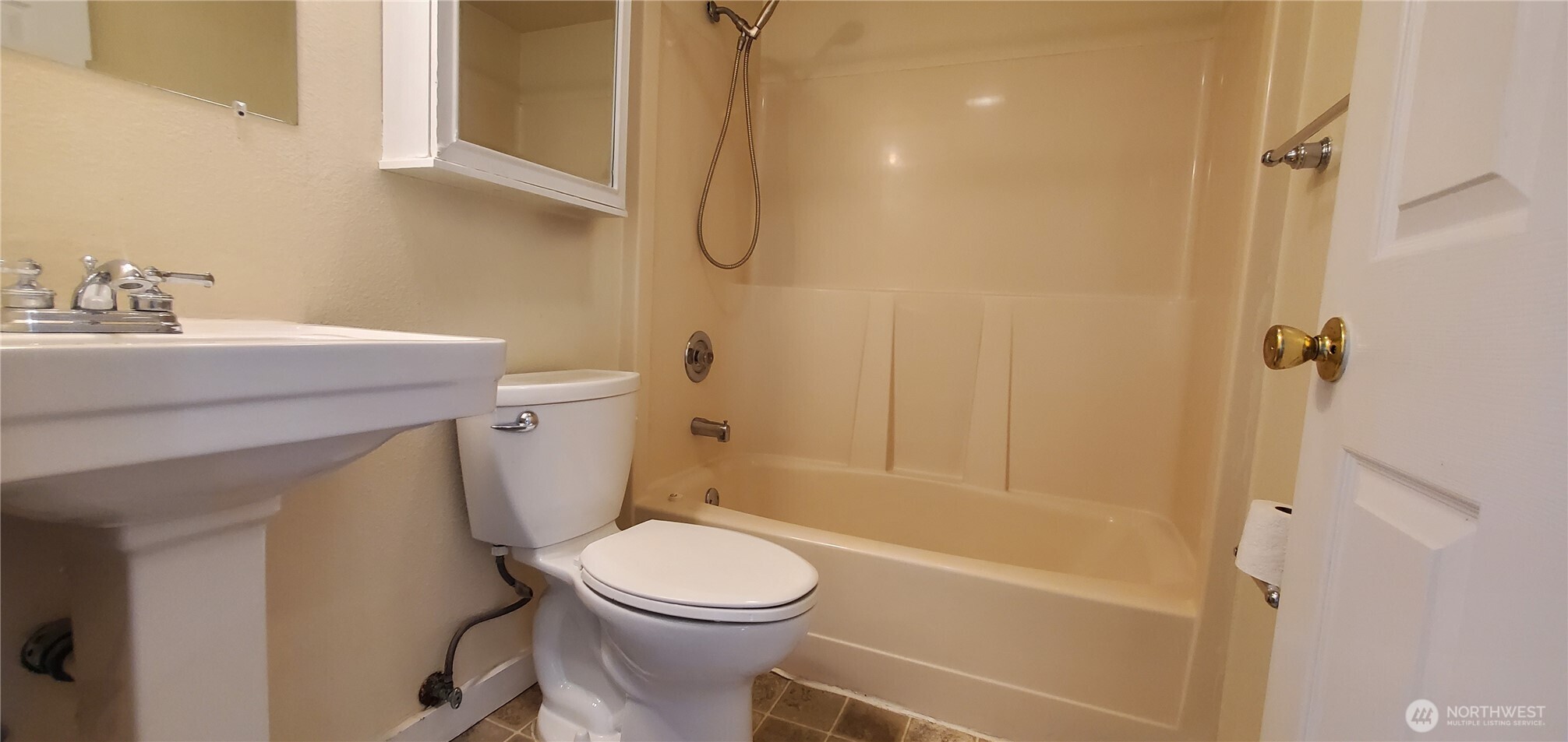 4500 Delridge Way 3 Property Photo 8