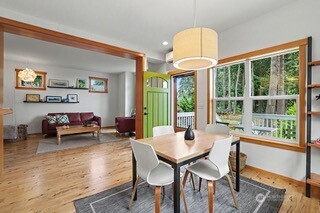 225 Bowery Loop Property Photo 9