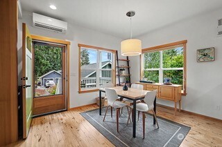 225 Bowery Loop Property Photo 11