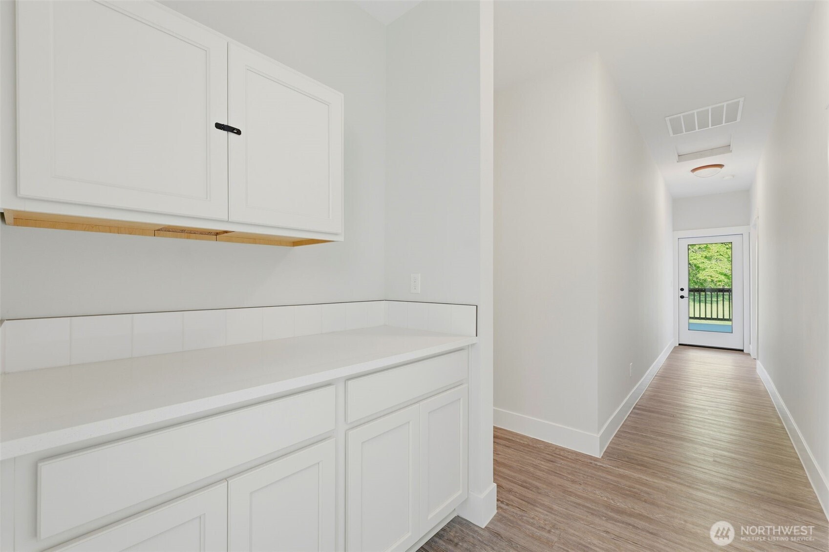 230 Conine Street Property Photo 34