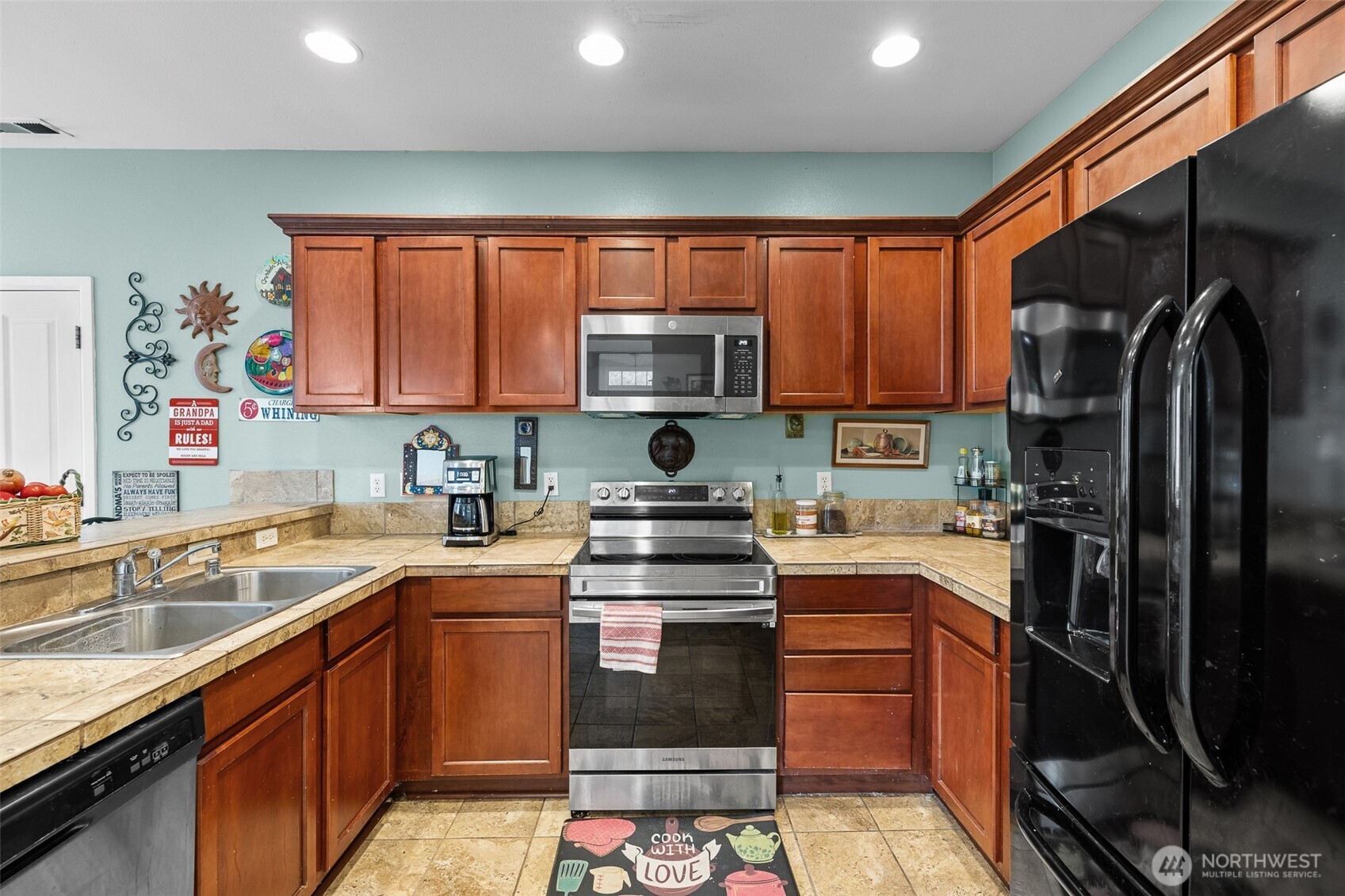 5944 Balustrade Boulevard Property Photo 6