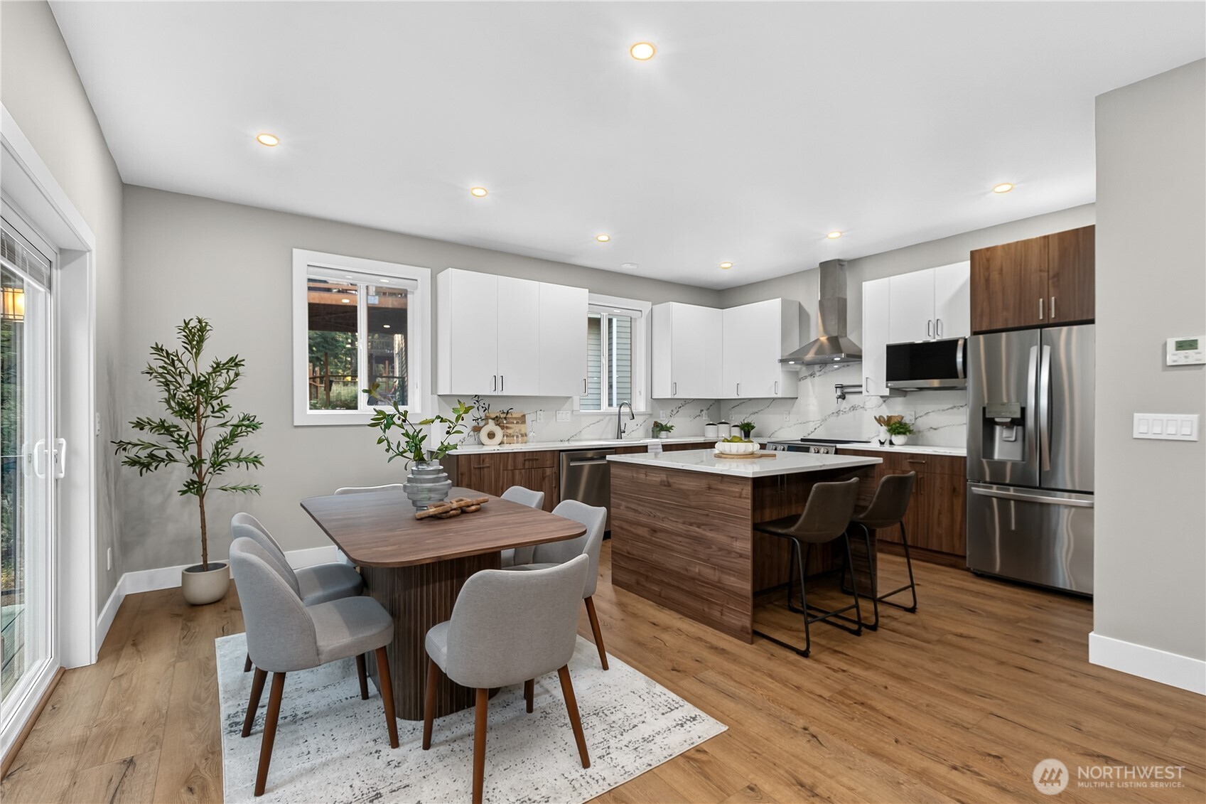 20 Sweetclover Circle Property Photo 6