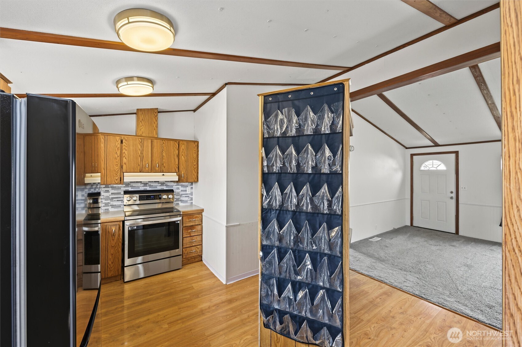 1810 N 33rd Place Property Photo 8