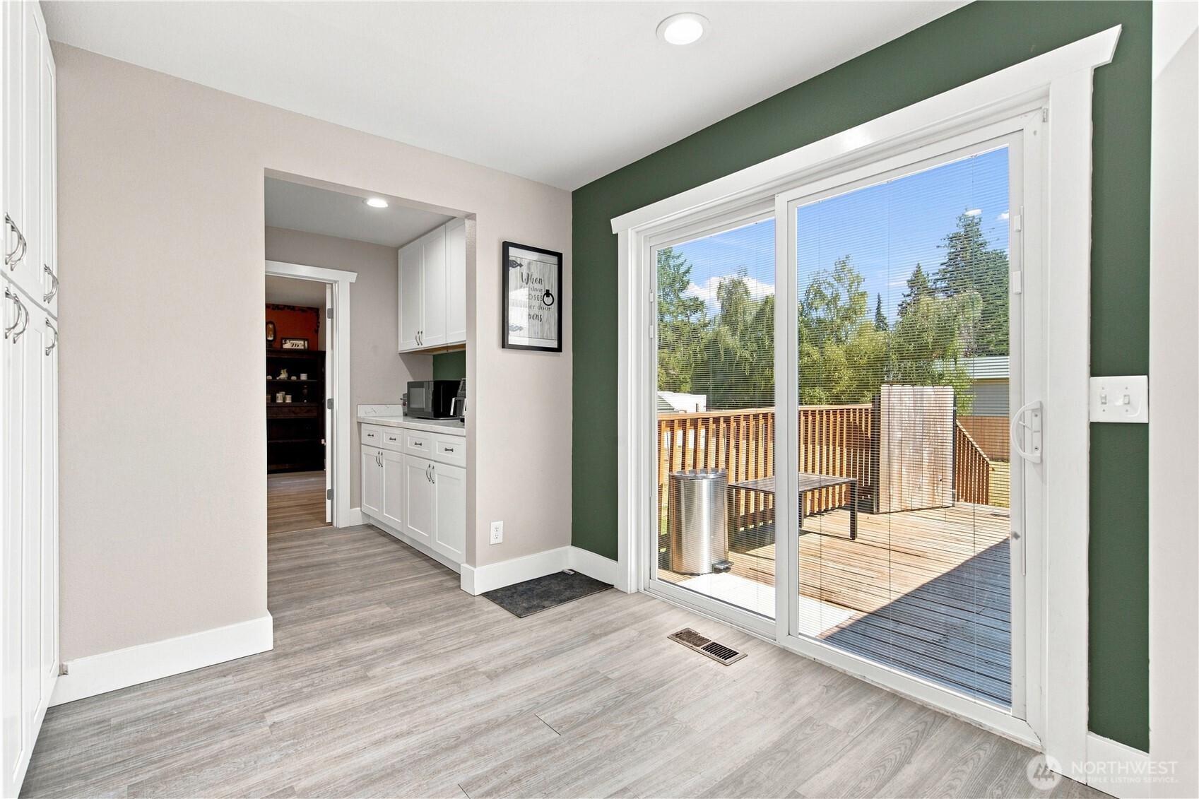 5253 Banner Road Property Photo 15