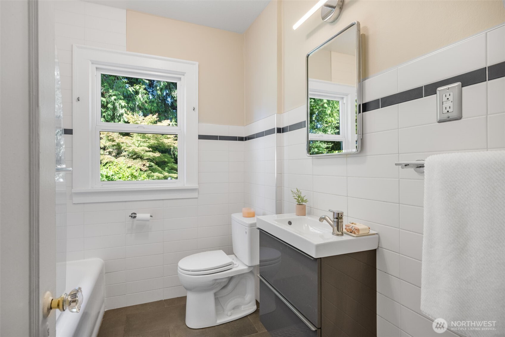 2341 31st Avenue Property Photo 15