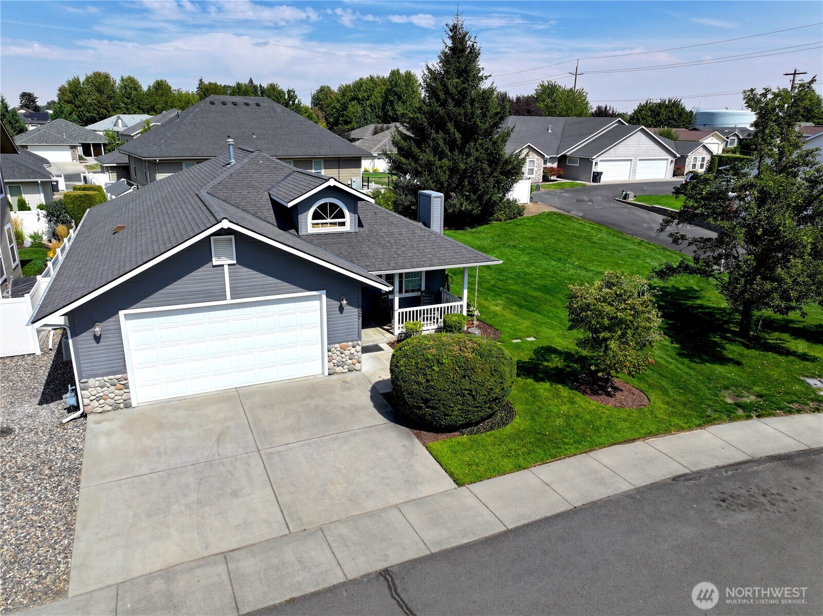 727 Se Magnoni Drive Property Photo 27