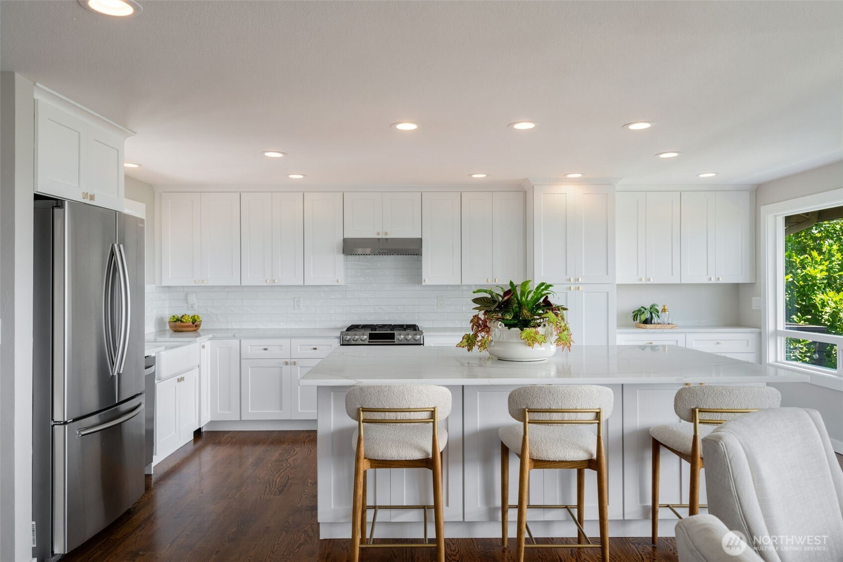 20222 23rd Place Property Photo 10
