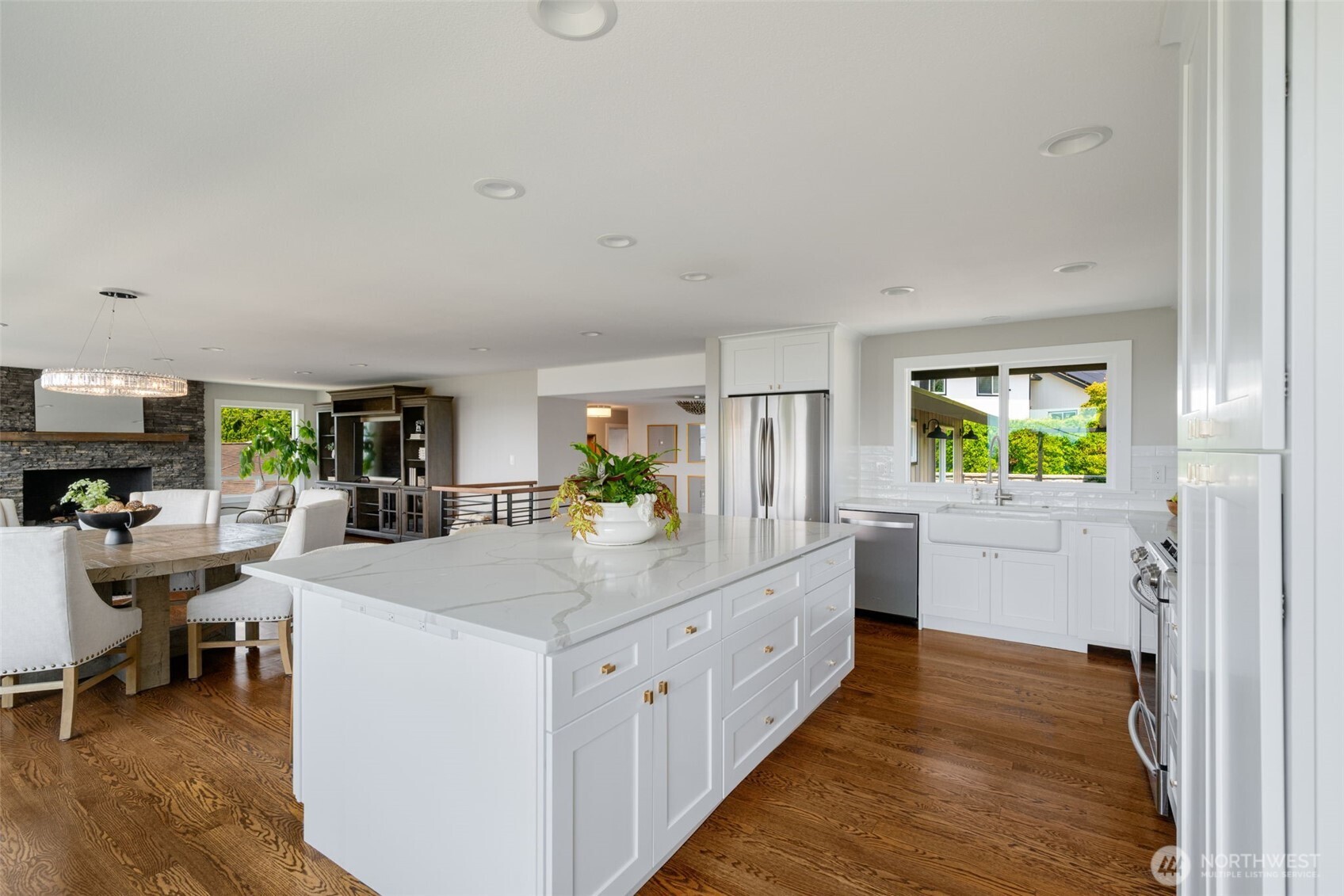 20222 23rd Place Property Photo 12