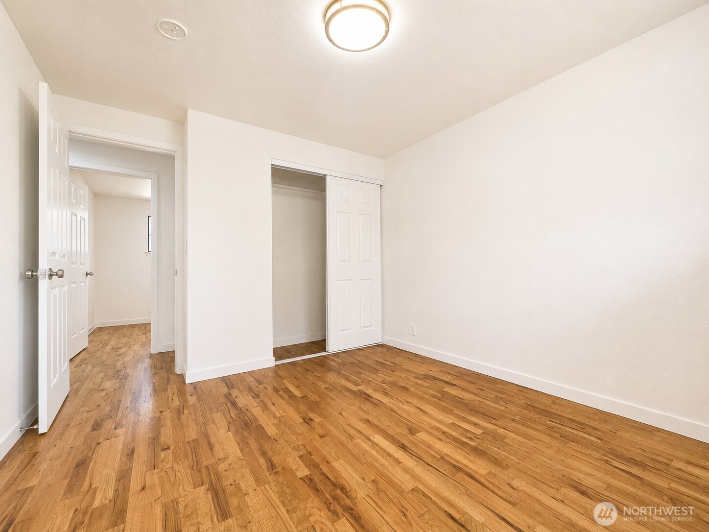 2502 202nd Place Property Photo 10