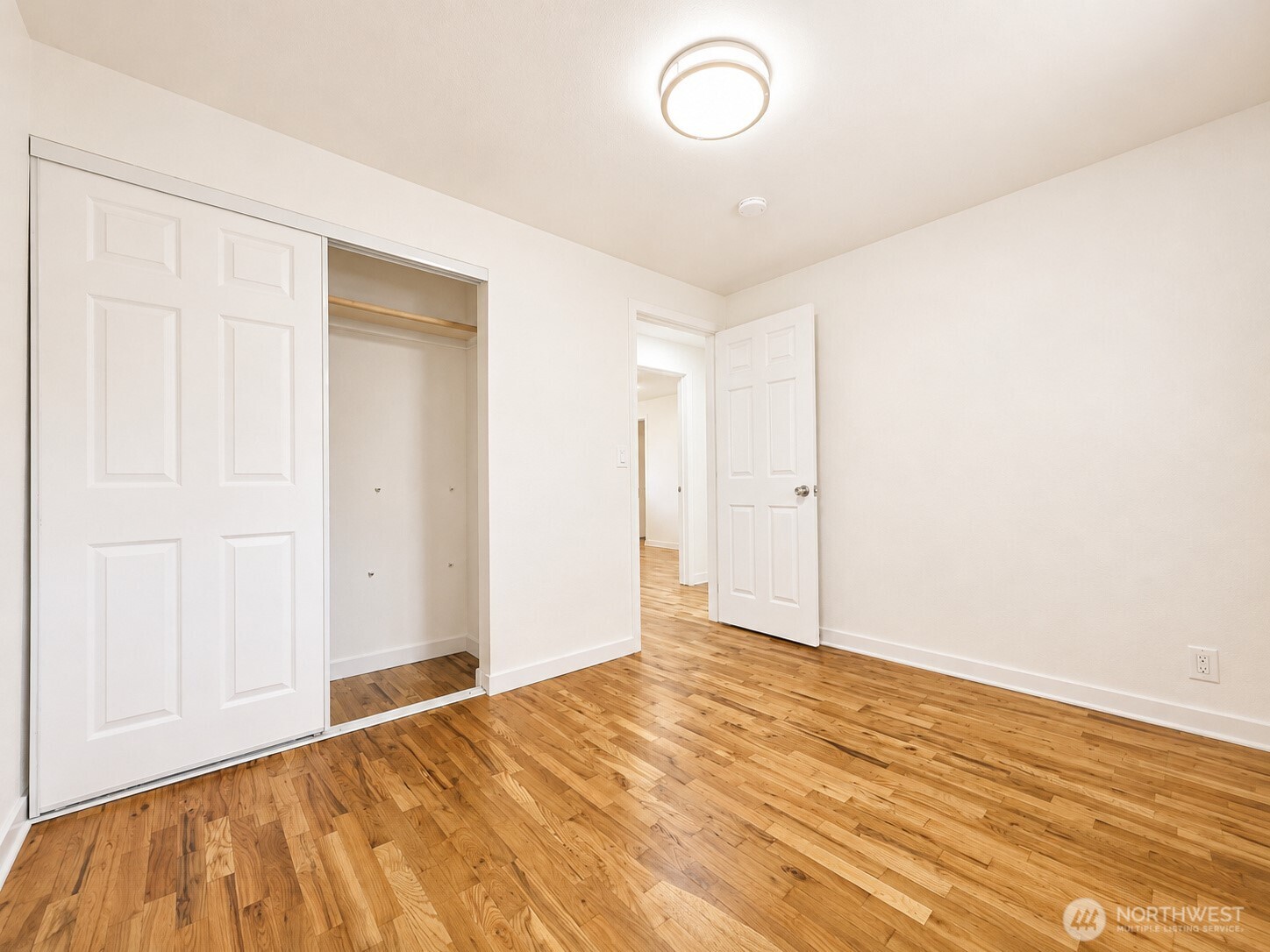 2502 202nd Place Property Photo 12