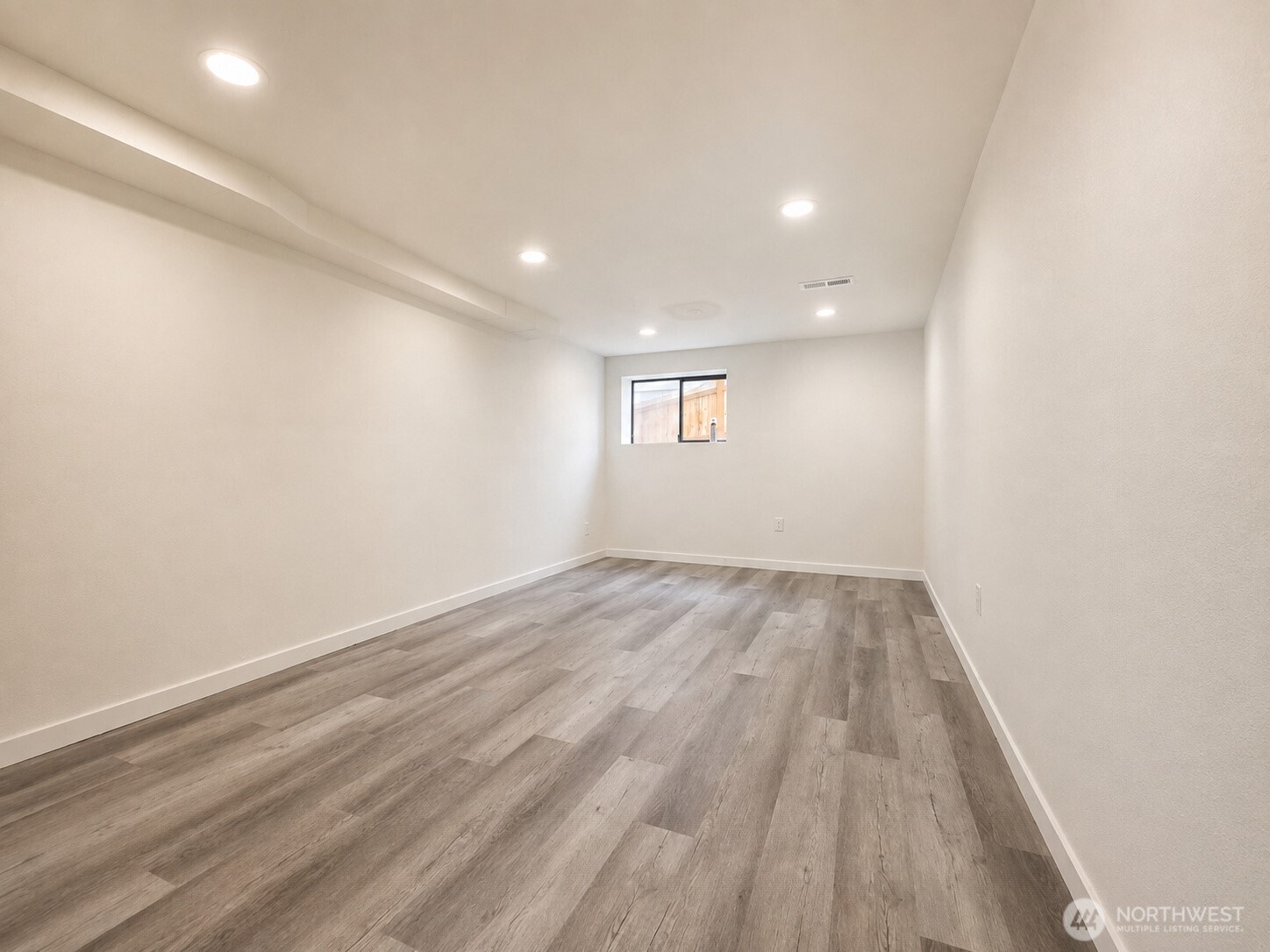 2502 202nd Place Property Photo 14