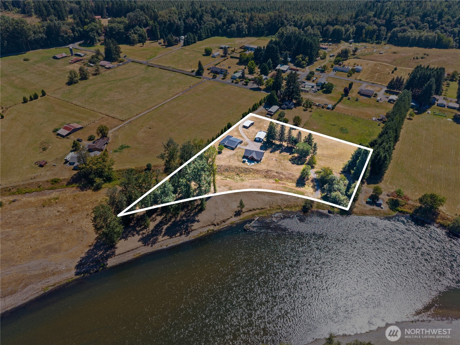 449 Collins Road Property Photo 3