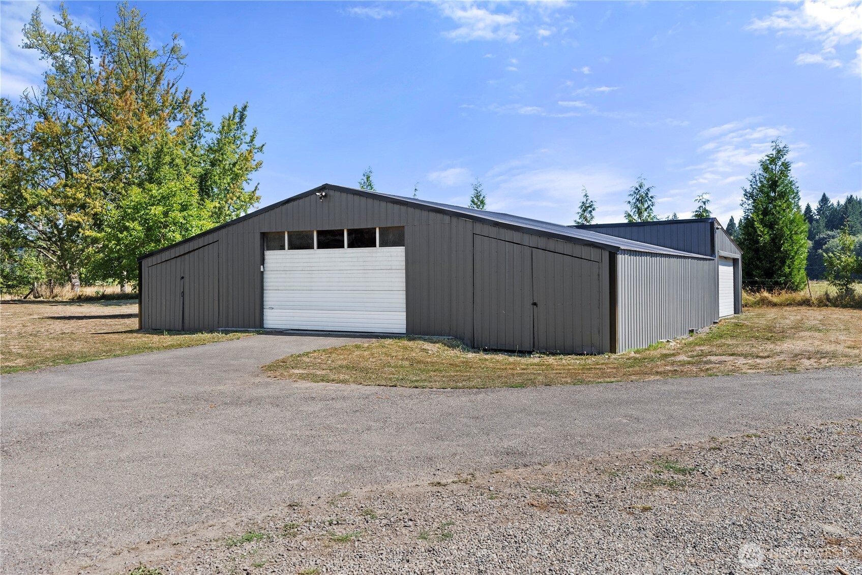 449 Collins Road Property Photo 32