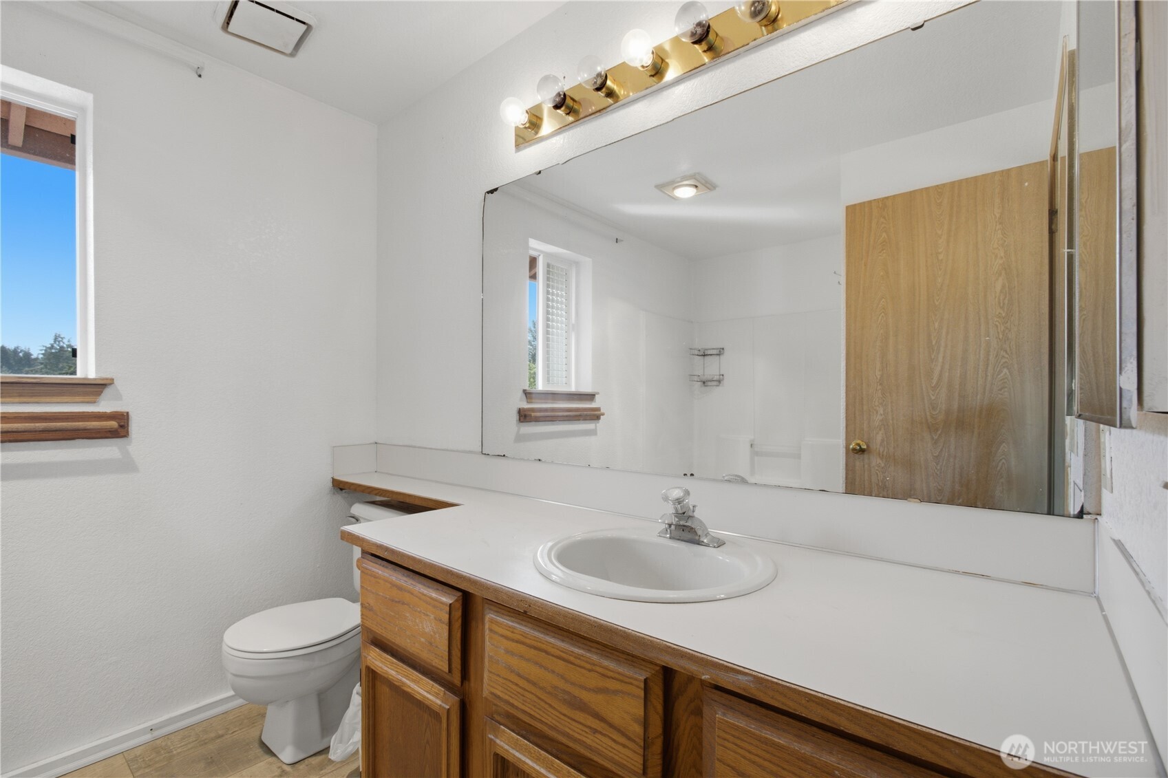1239 Juniper Dr Se Property Photo 14