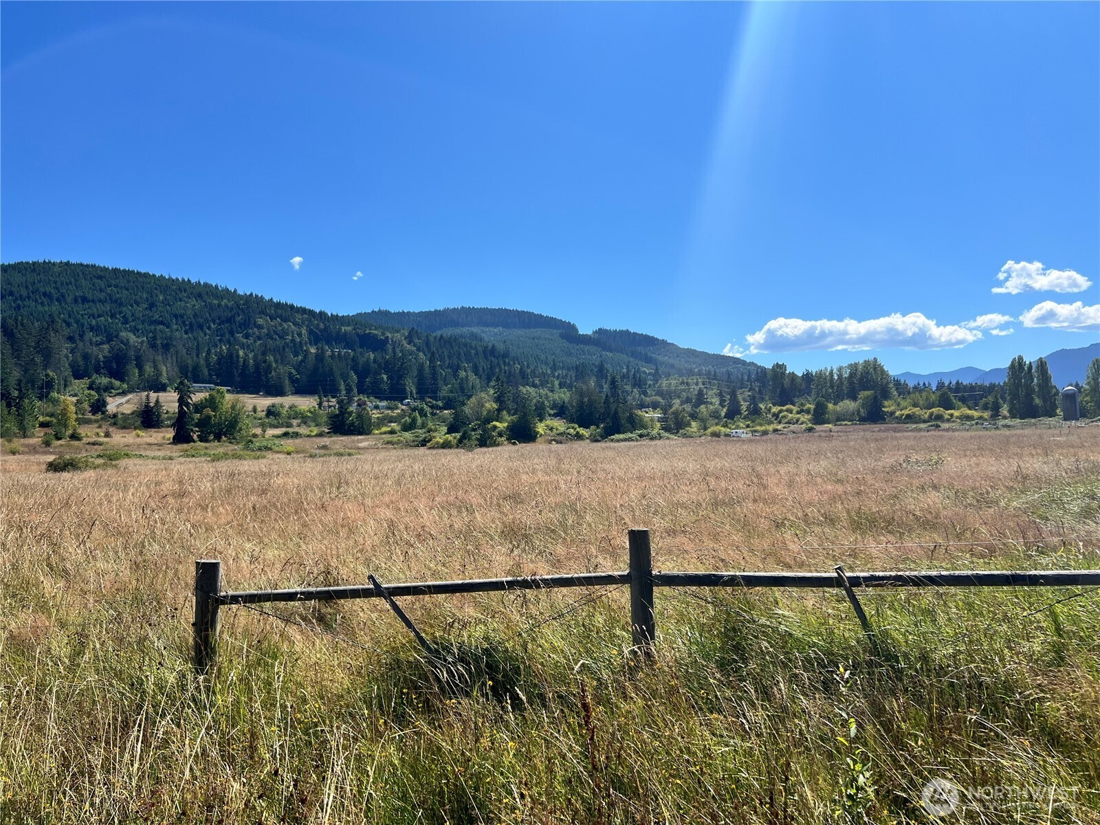 262 Laird Road Property Photo 3