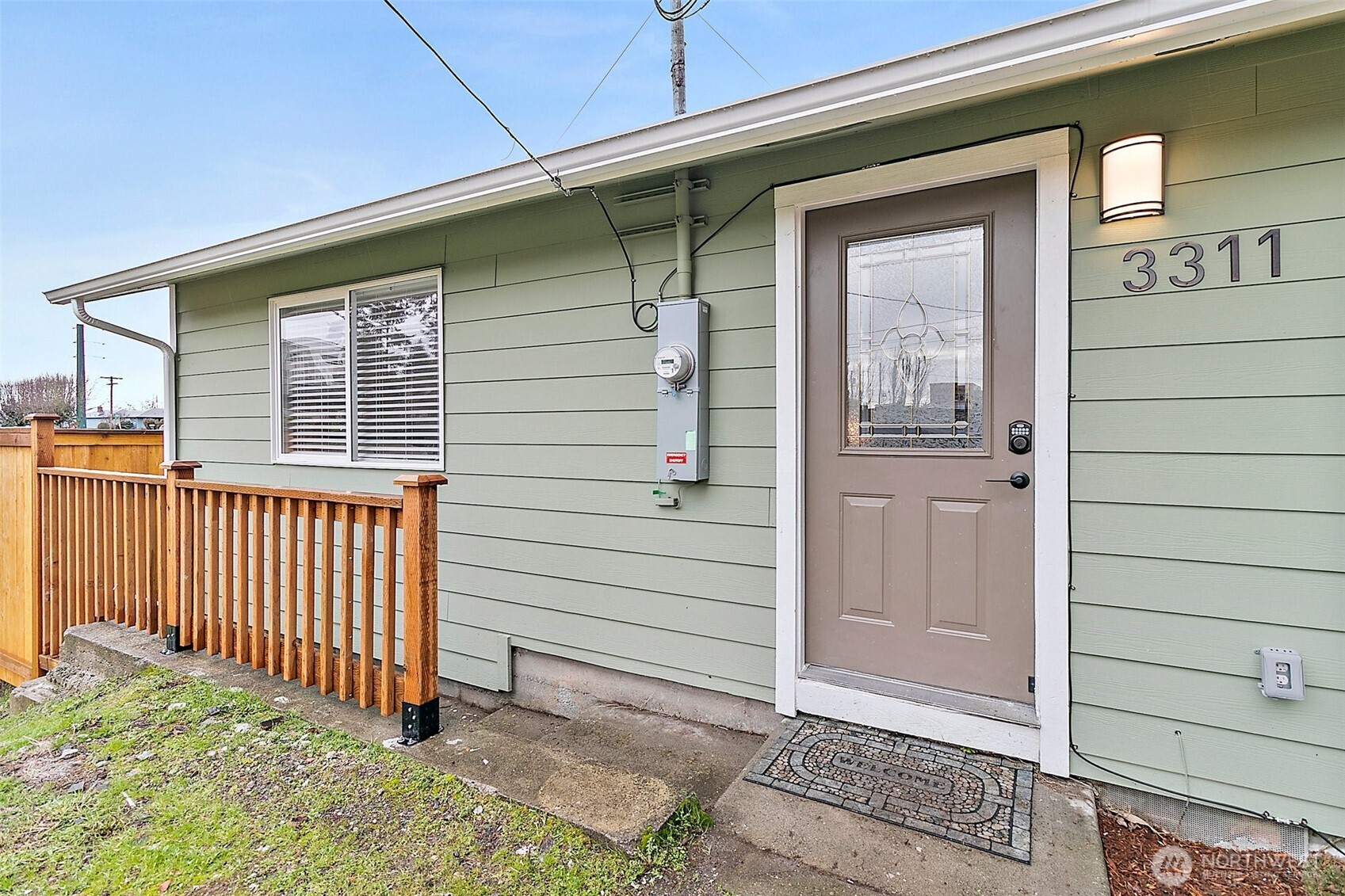 3311 Bridgeport Way Property Photo 5