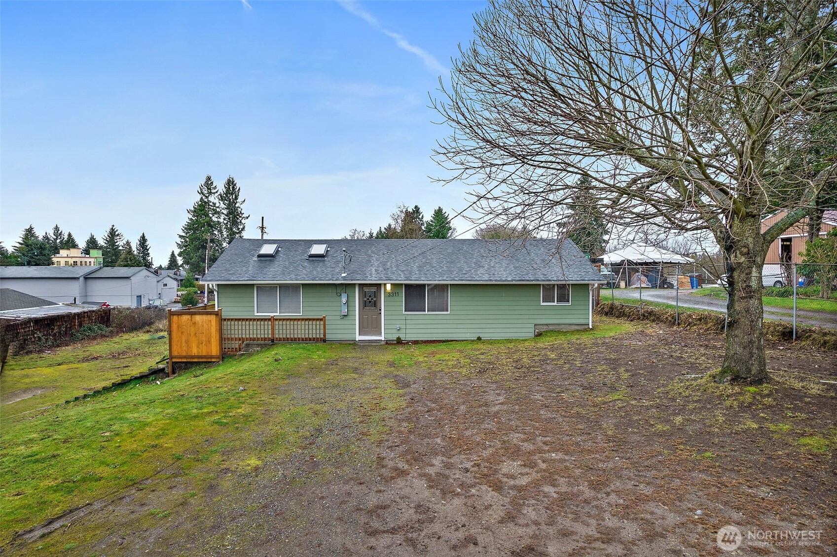 3311 Bridgeport Way Property Photo 9