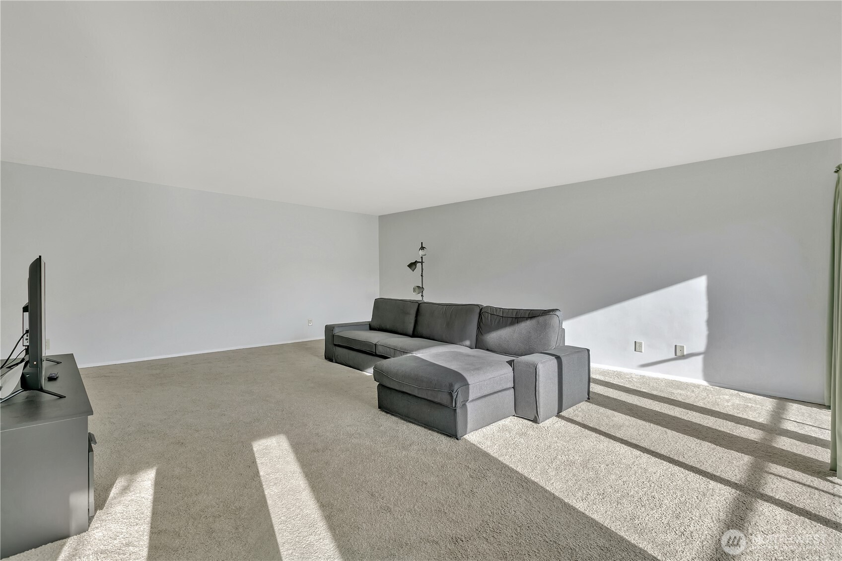 4545 Sand Point Way 207 Property Photo 14