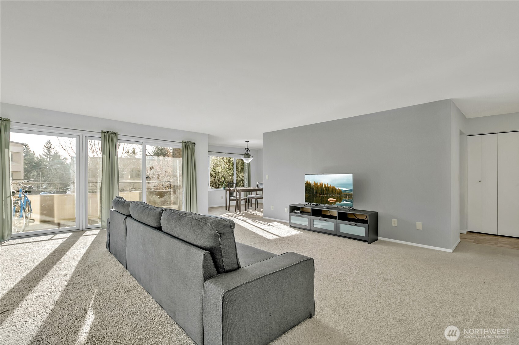 4545 Sand Point Way 207 Property Photo 15