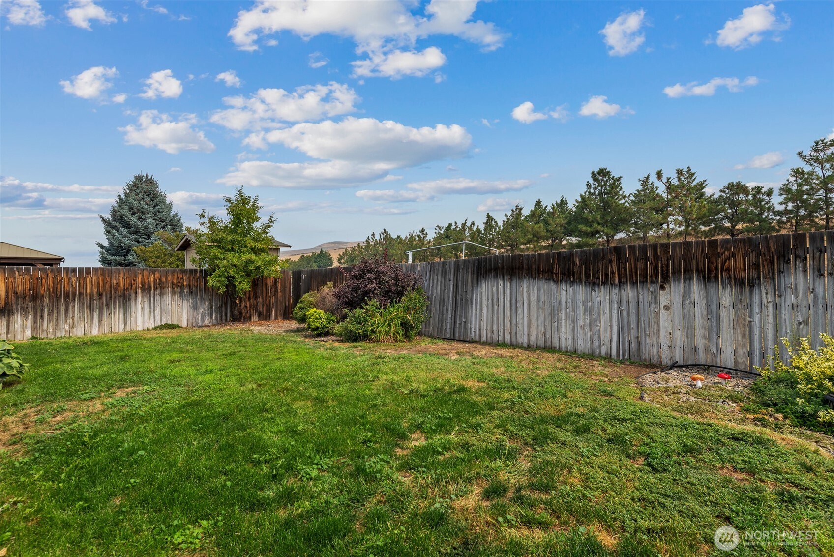 2520 Aviation Drive Property Photo 27