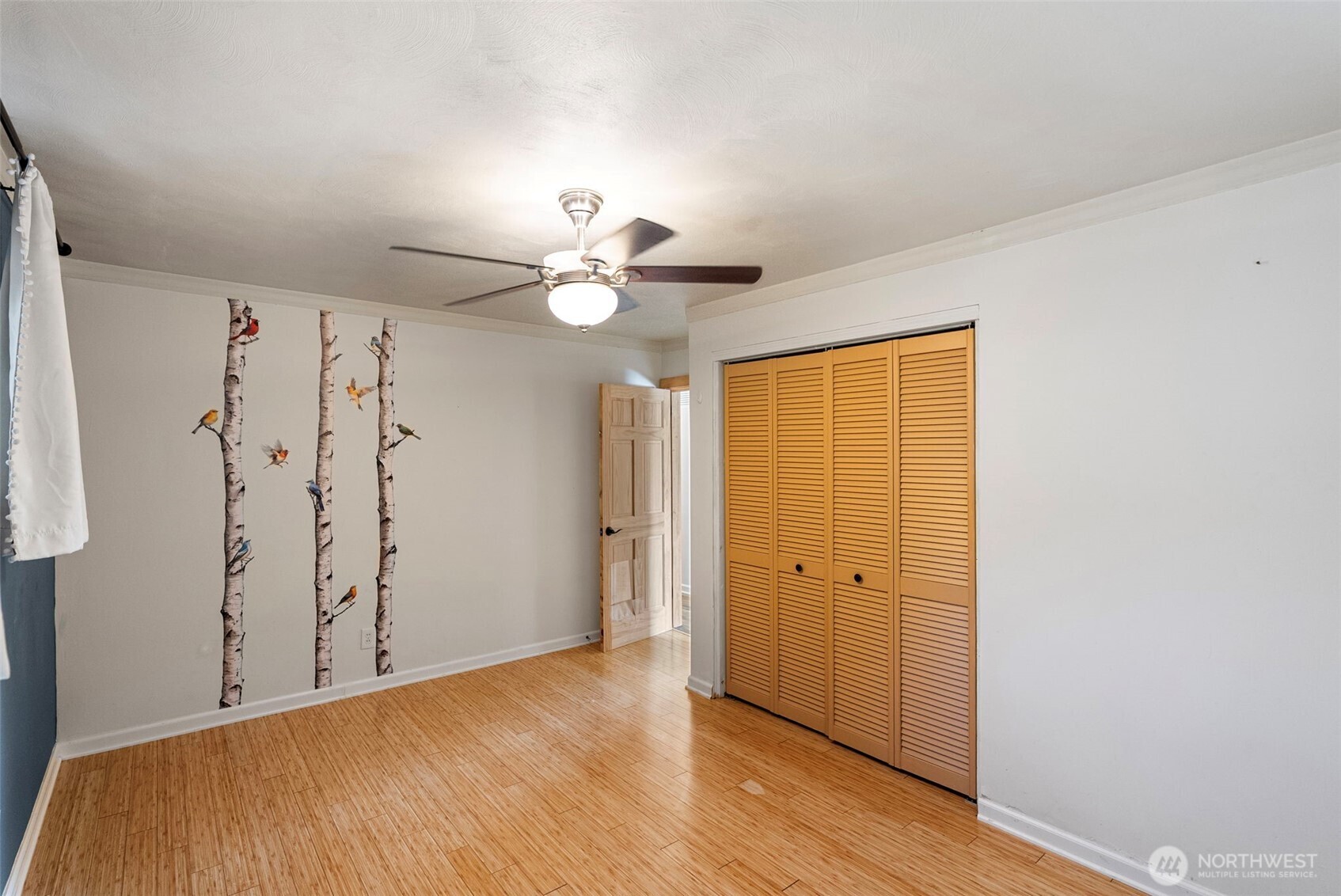 2130 N Callow Avenue Property Photo 12