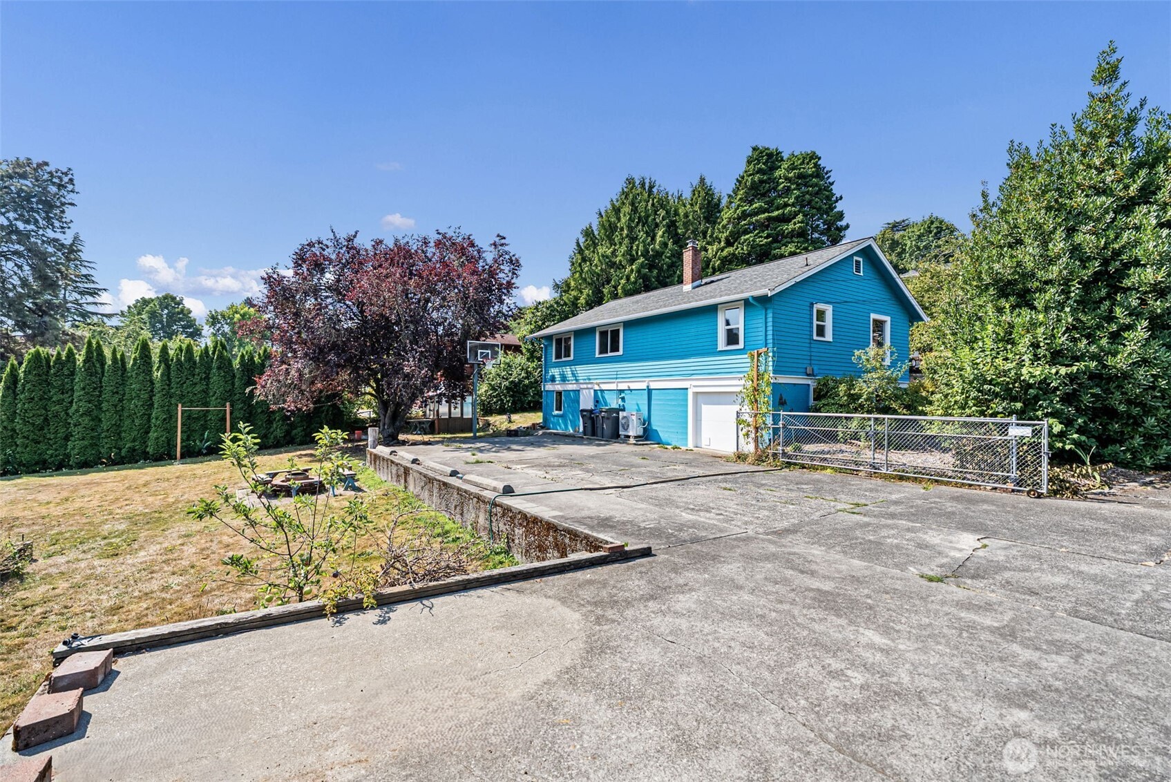 2130 N Callow Avenue Property Photo 35