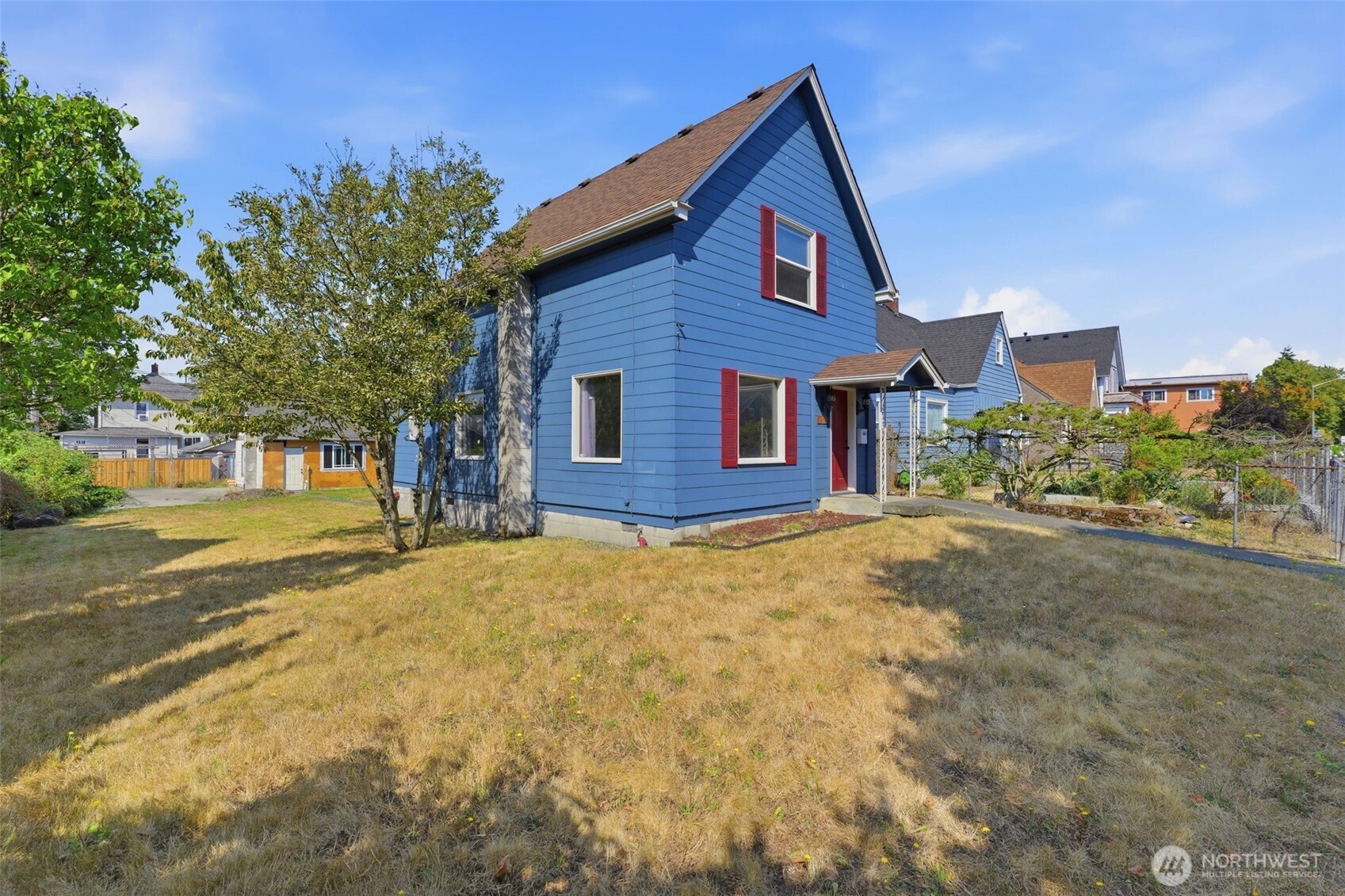 2320 S M Street Property Photo 2