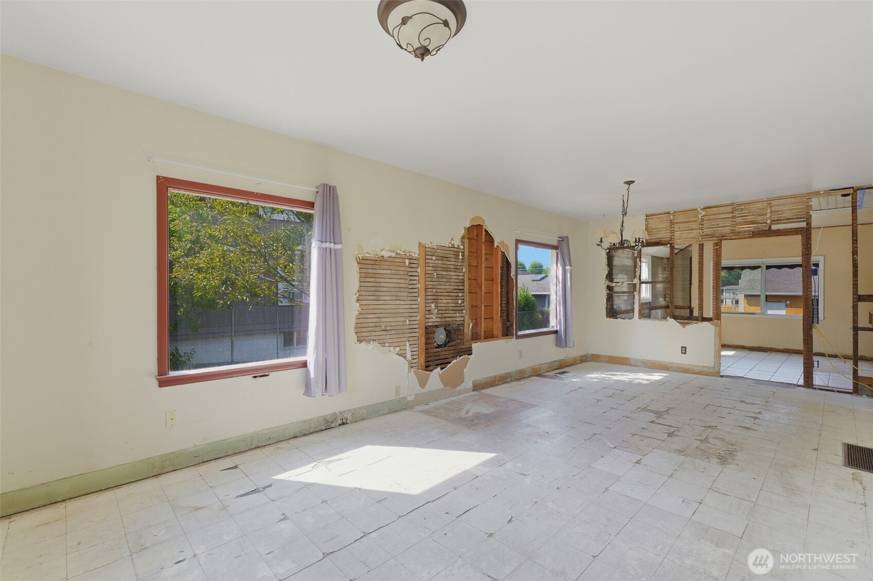 2320 S M Street Property Photo 9