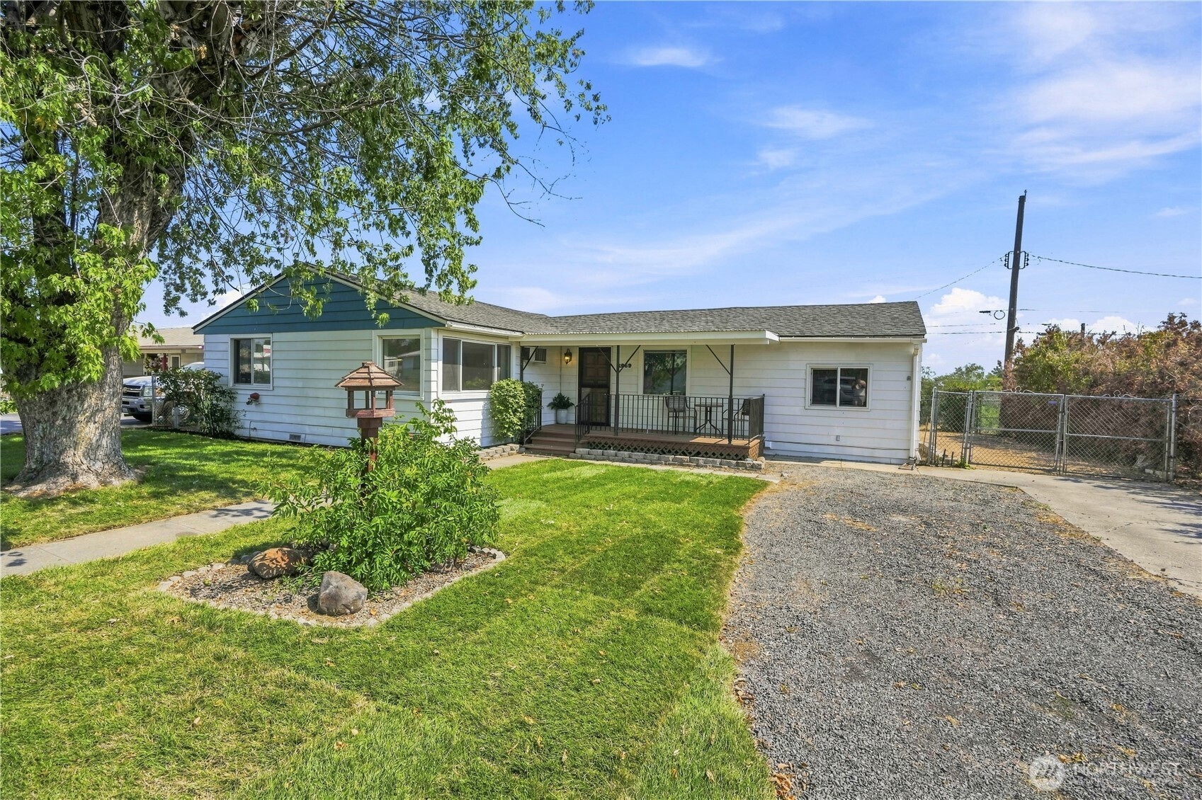 4259 NE Joann Drive Property Photo 1
